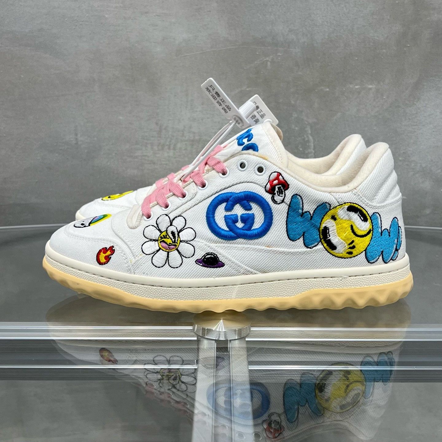Gucci Gucci Graphic White Lowtop Sneakers 5.5 Men Size US 5.5 / EU 38 - 3 Thumbnail
