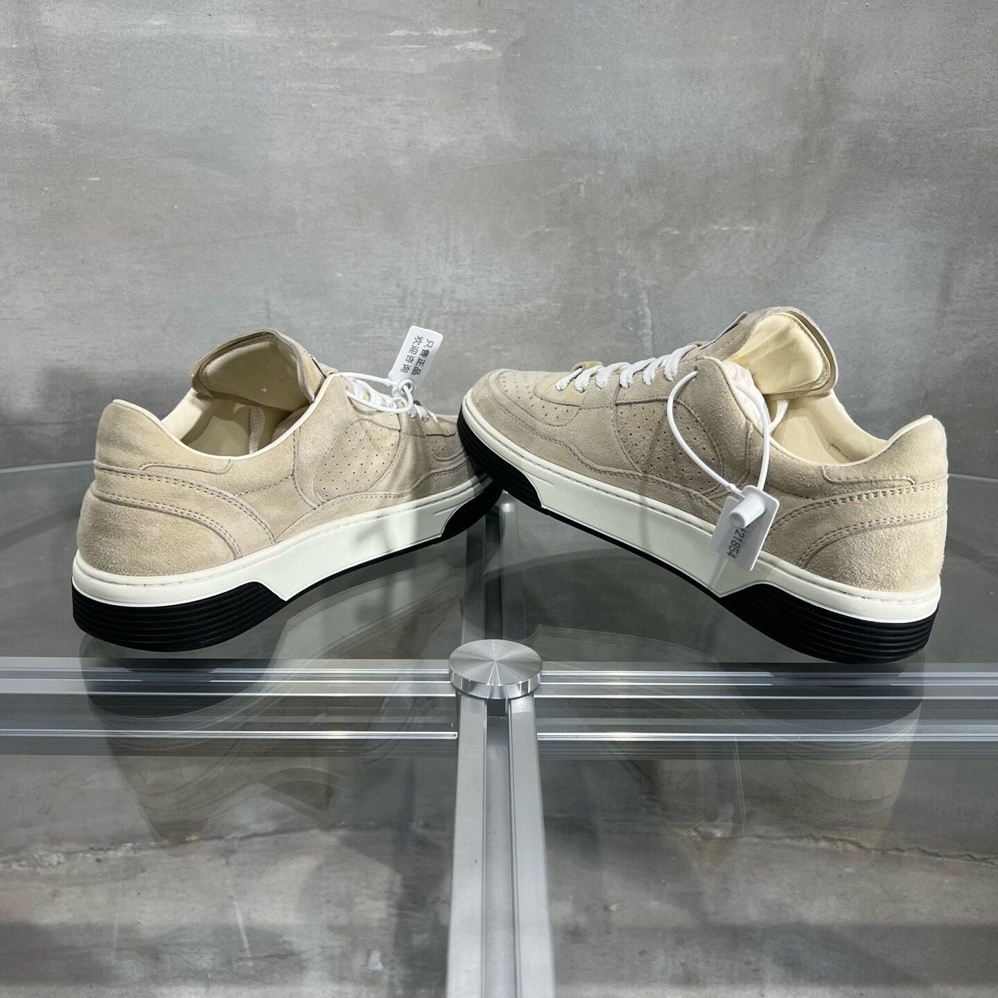 Chanel Chanel Brown Lowtop Sneakers it_38-5 Women Size US 8.5 / IT 38.5 - 5 Thumbnail