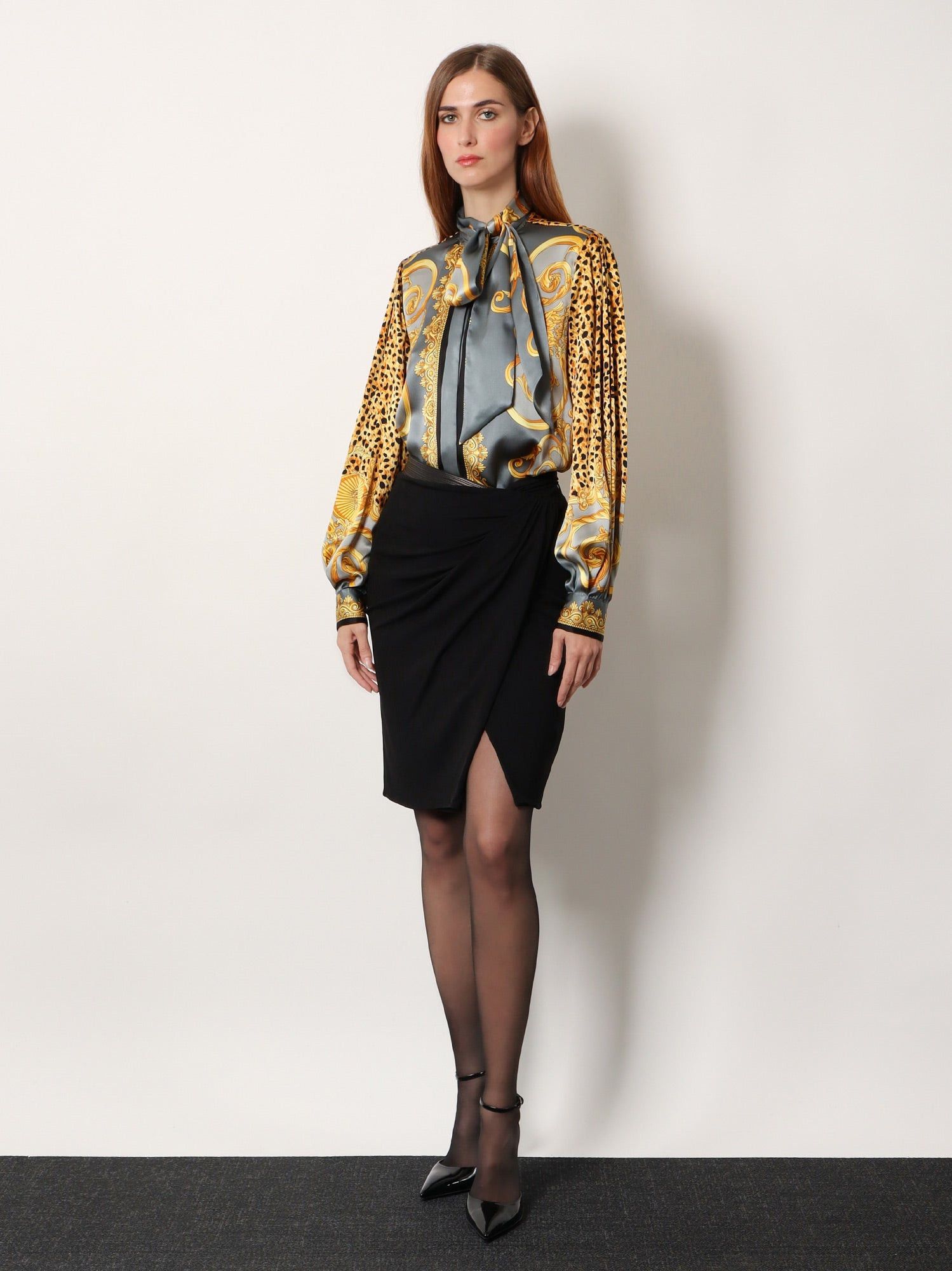 Versace Stretch Viscose Midi Skirt Size 27" / US 4 / IT 40 - 3 Thumbnail