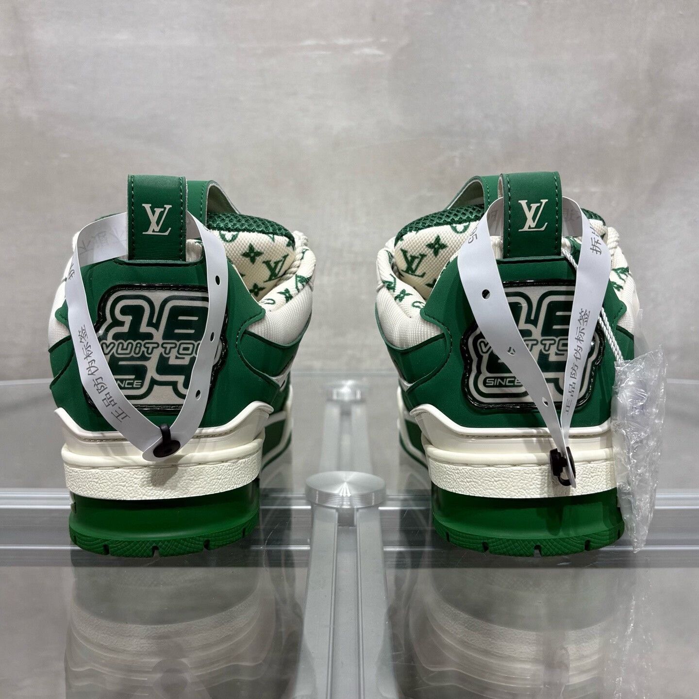 Louis Vuitton Louis Vuitton Skate Green Lowtop Sneakers it_36-5 Women Size US 6.5 / IT 36.5 - 6 Thumbnail