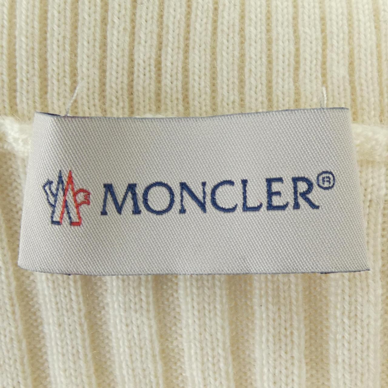 Moncler Moncler Moncler Knitwear Textile Tops 10939F00001 DUTY FREE for USA Size ONE SIZE - 4 Thumbnail