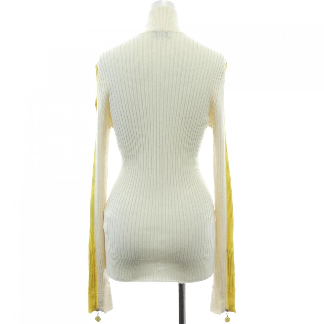 Moncler Moncler Moncler Knitwear Textile Tops 10939F00001 DUTY FREE for USA Size ONE SIZE - 2 Thumbnail