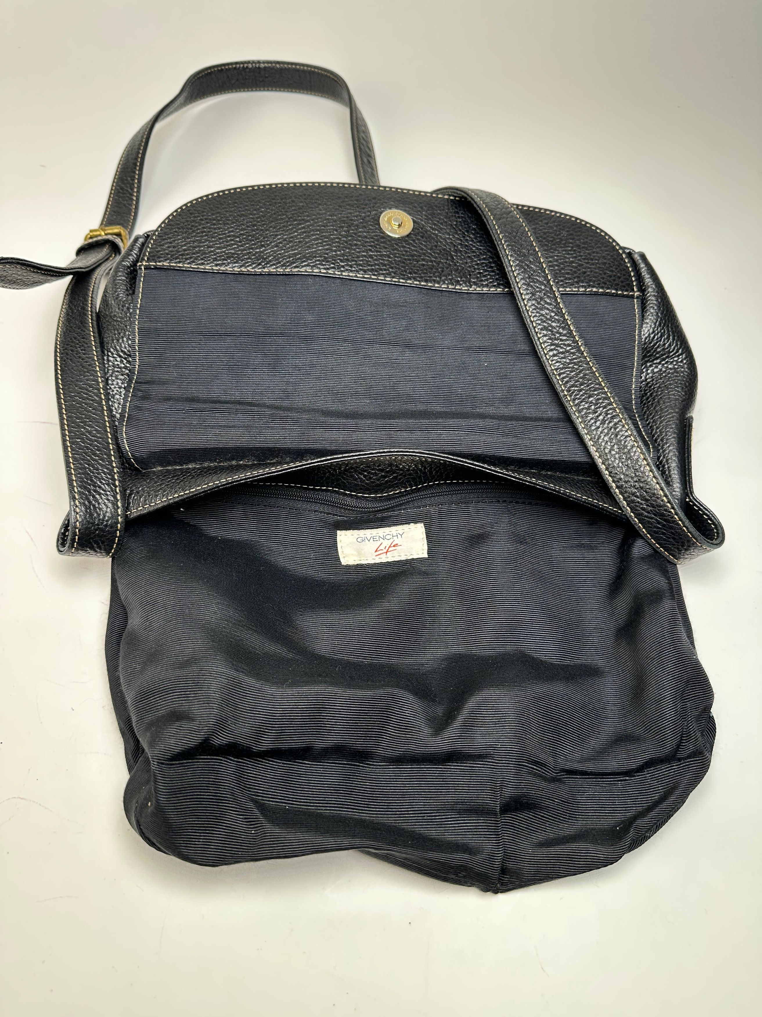 Givenchy Vintage Leather Shoulder / Crossbody Bag Black Size ONE SIZE - 5 Thumbnail