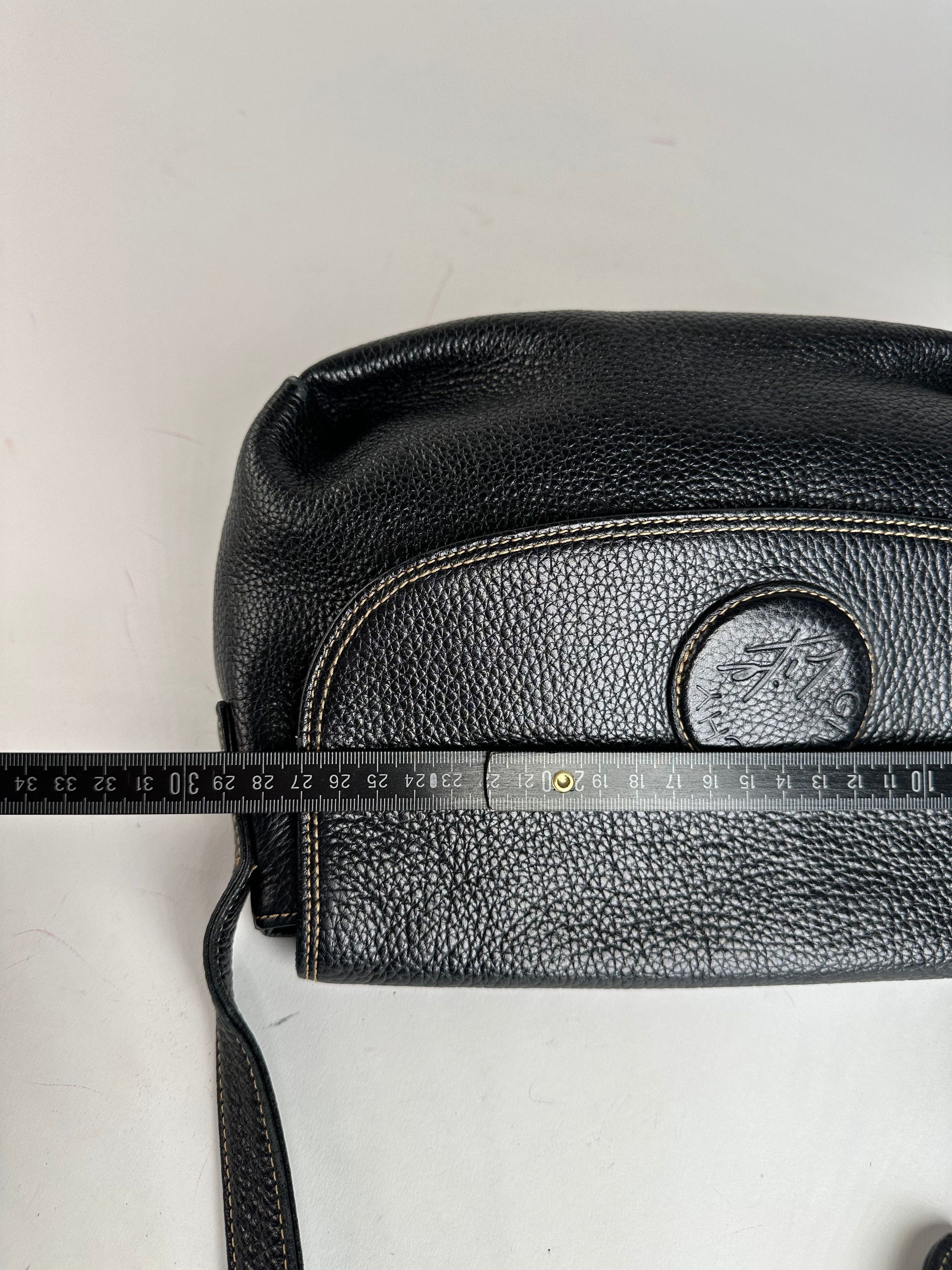 Givenchy Vintage Leather Shoulder / Crossbody Bag Black Size ONE SIZE - 13 Thumbnail