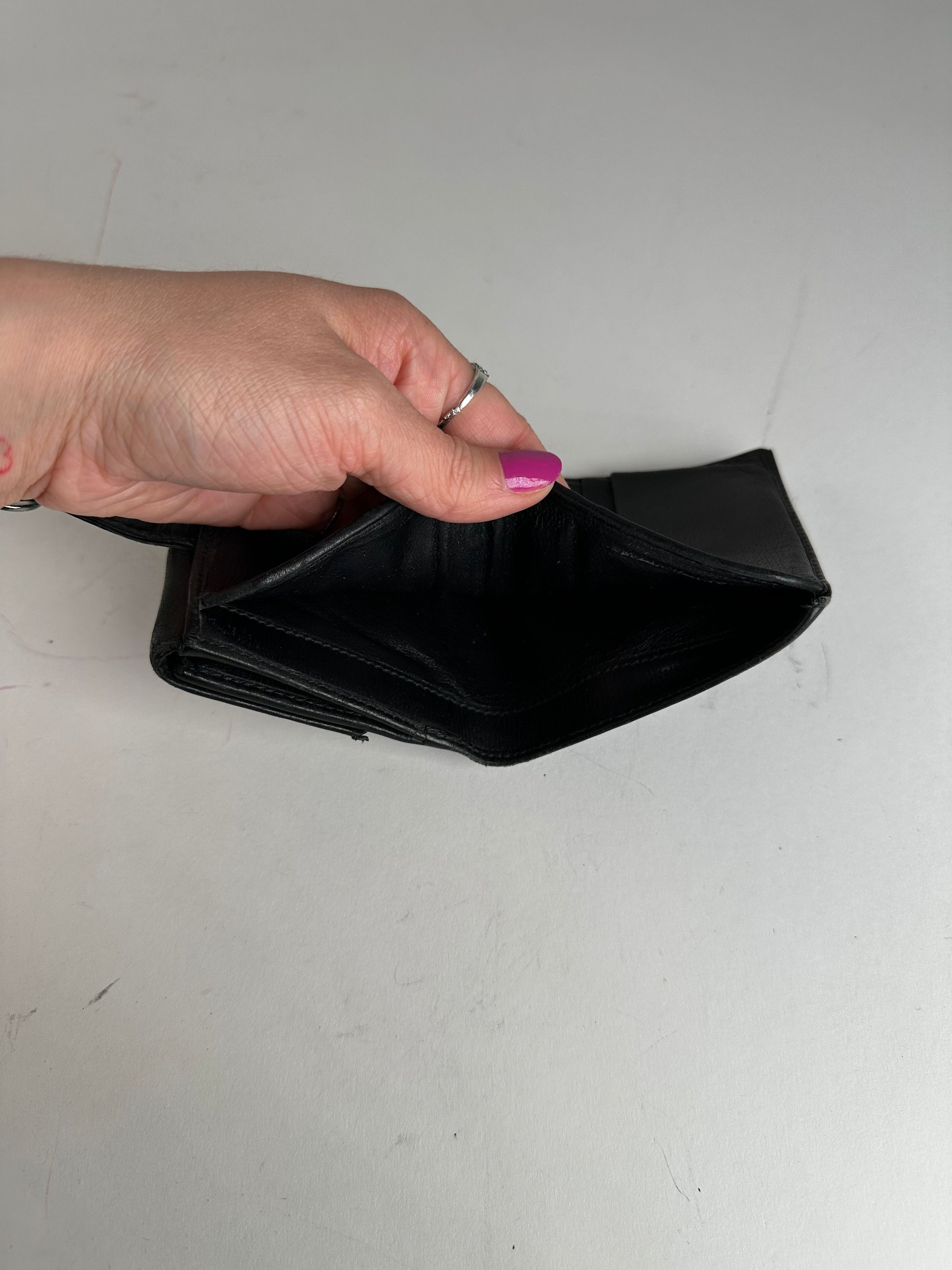 Gucci Vintage Leather Wallet Black Size ONE SIZE - 4 Thumbnail