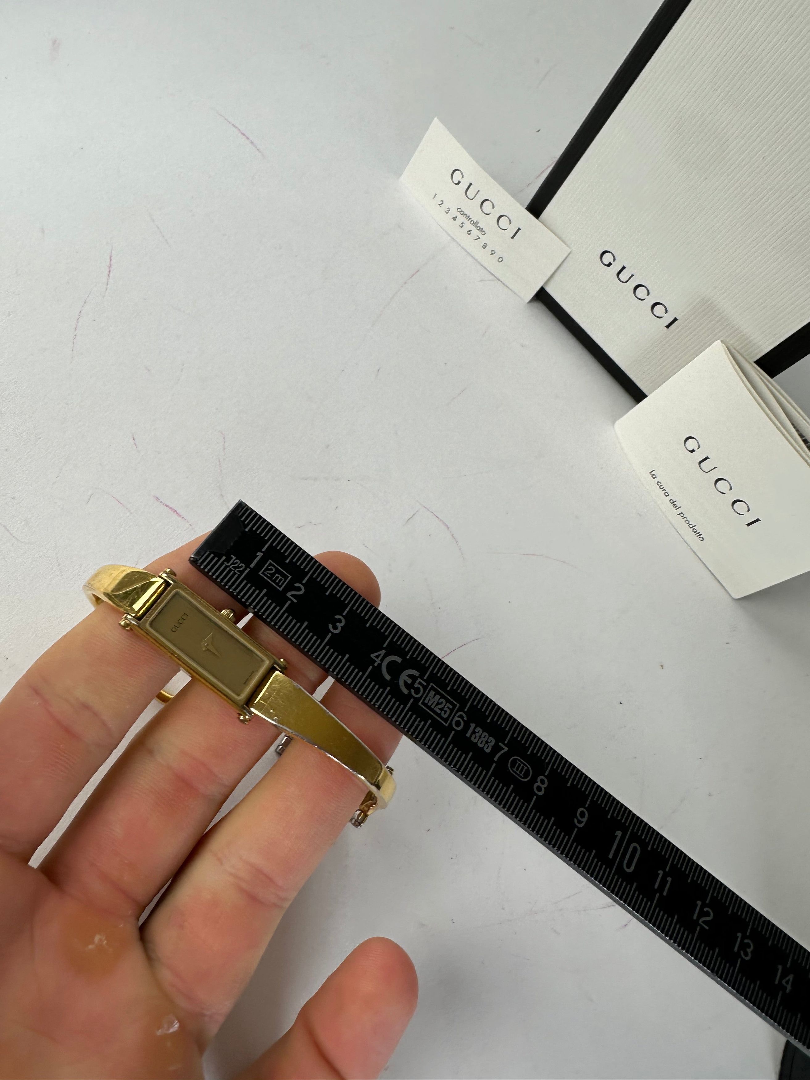 Gucci Vintage Gold Plated Horsebit Quartz Watch Golden Size ONE SIZE - 7 Thumbnail