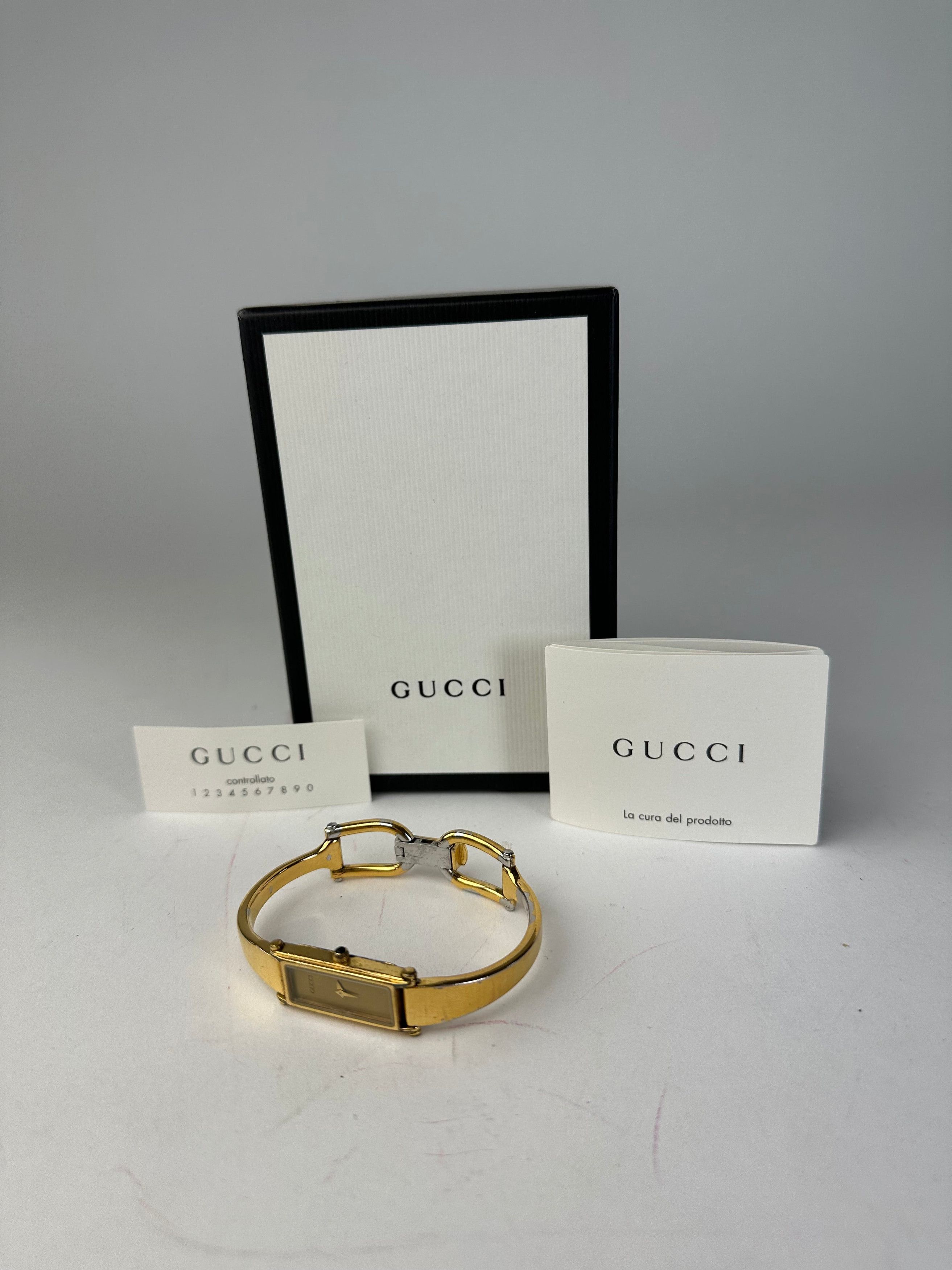 Gucci Vintage Gold Plated Horsebit Quartz Watch Golden Size ONE SIZE - 10 Thumbnail