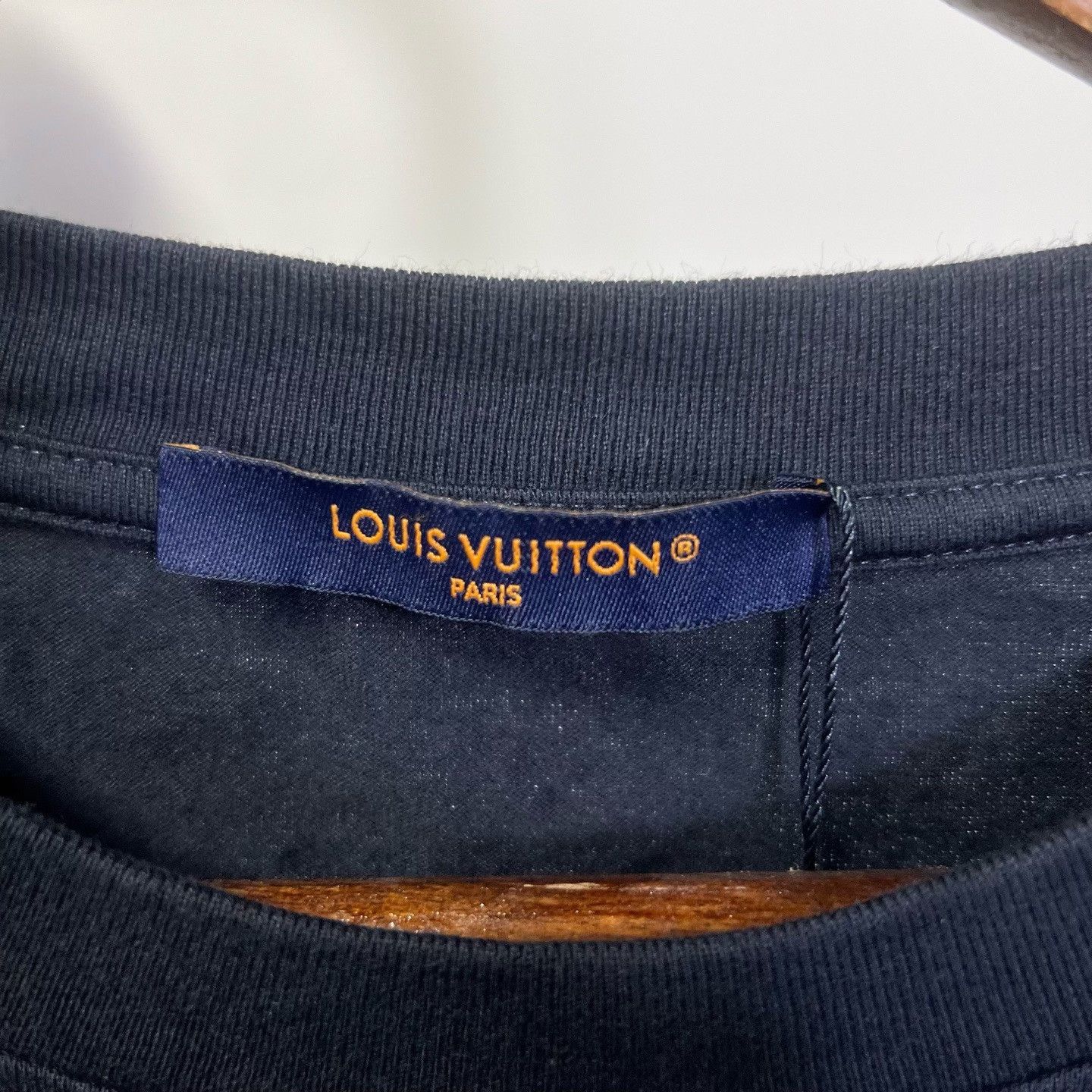 Louis Vuitton Louis Vuitton Tie-Dye Gradient Multi T-Shirt xxl Men Size US XXL / EU 58 / 5 - 3 Thumbnail