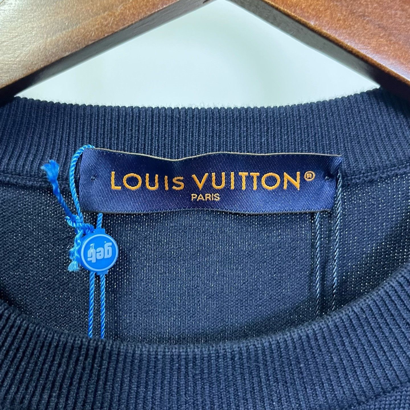 Louis Vuitton Louis Vuitton Retro T-Shirt s Men Size US S / EU 44-46 / 1 - 3 Thumbnail