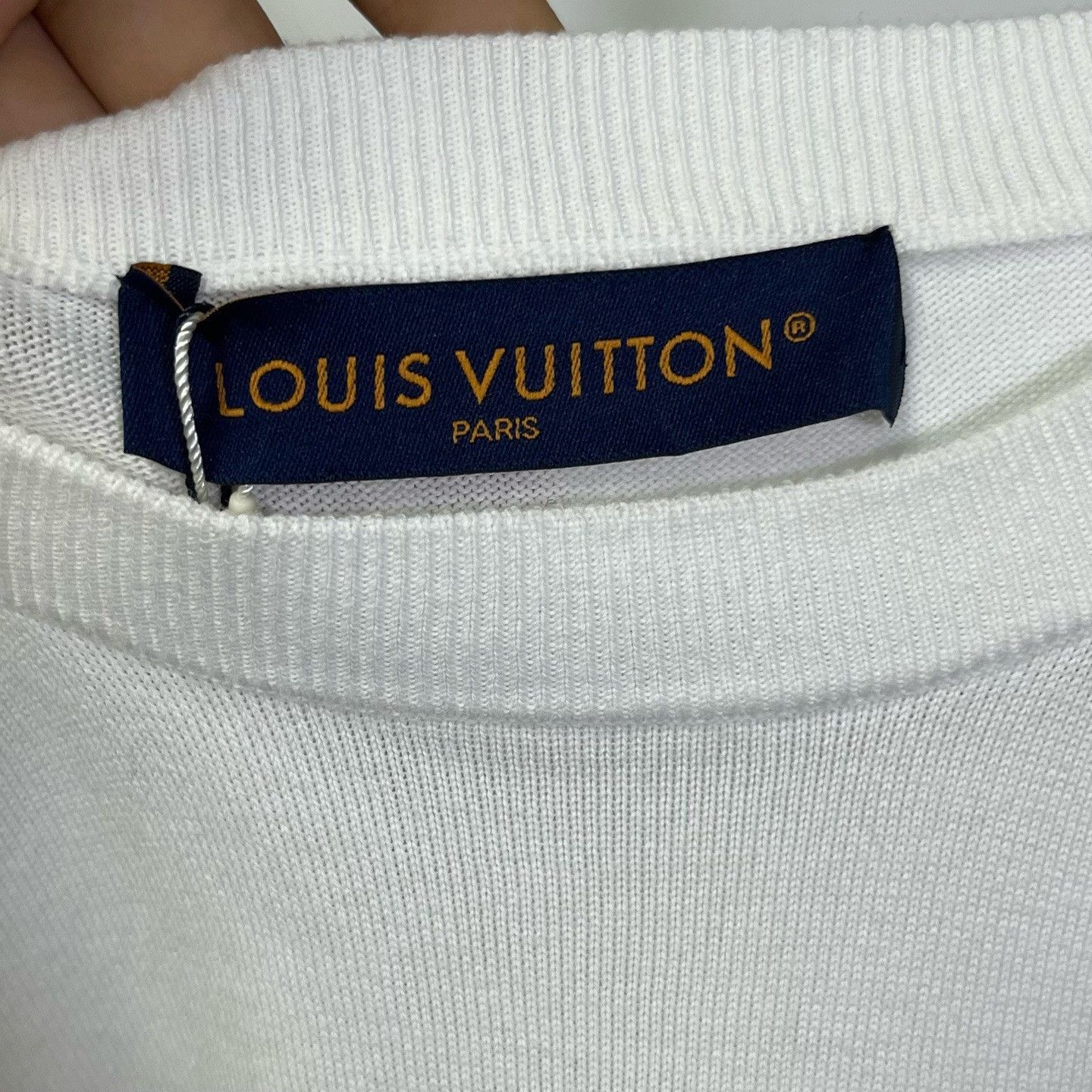 Louis Vuitton Louis Vuitton Knit T-Shirt M Women Size M / US 6-8 / IT 42-44 - 3 Thumbnail