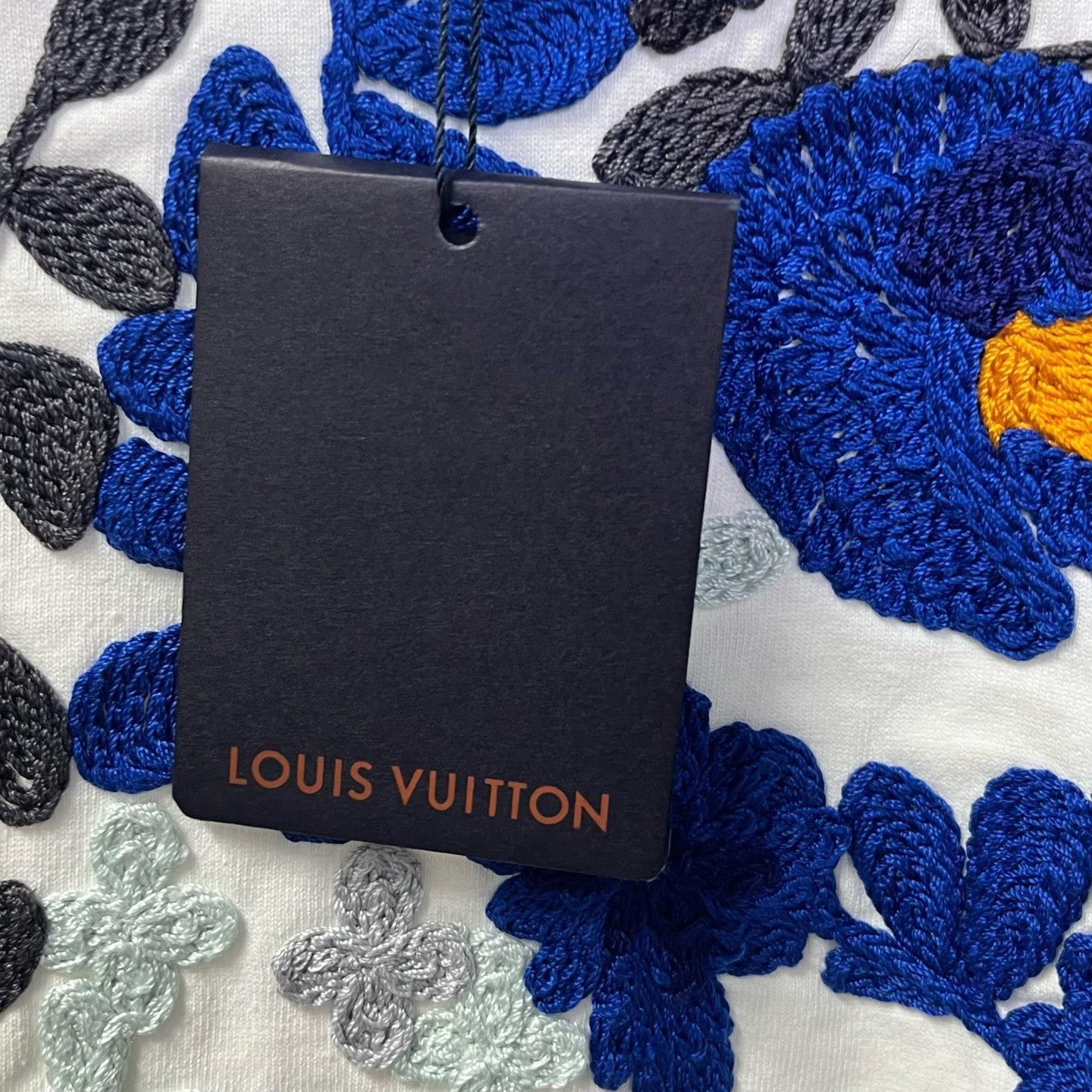 Louis Vuitton Louis Vuitton Floral T-Shirt s Men Size US S / EU 44-46 / 1 - 5 Thumbnail
