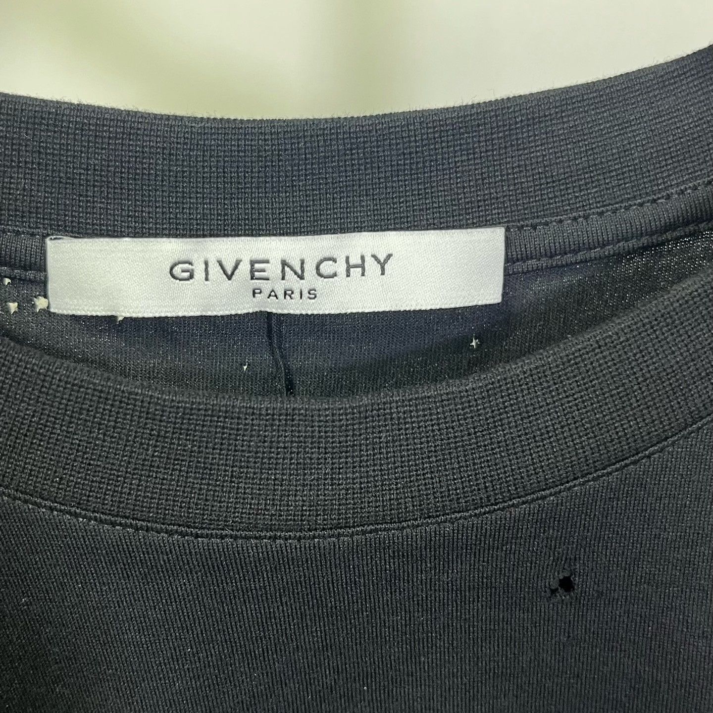 Givenchy Givenchy Distressed Black T-Shirt m Men Size US M / EU 48-50 / 2 - 3 Thumbnail