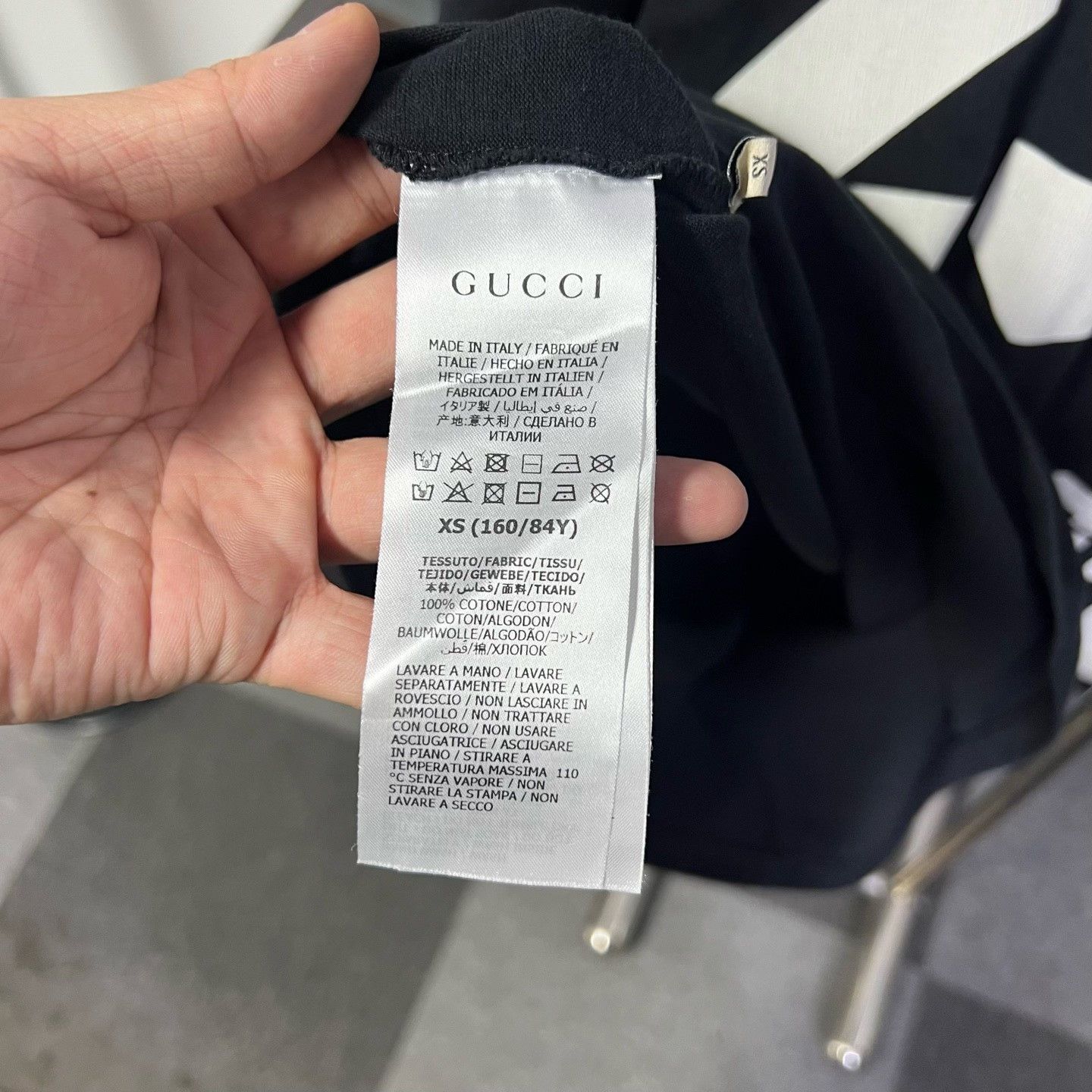 Gucci Gucci Retro Printed Black T-Shirt xs Men Size US XS / EU 42 / 0 - 4 Thumbnail