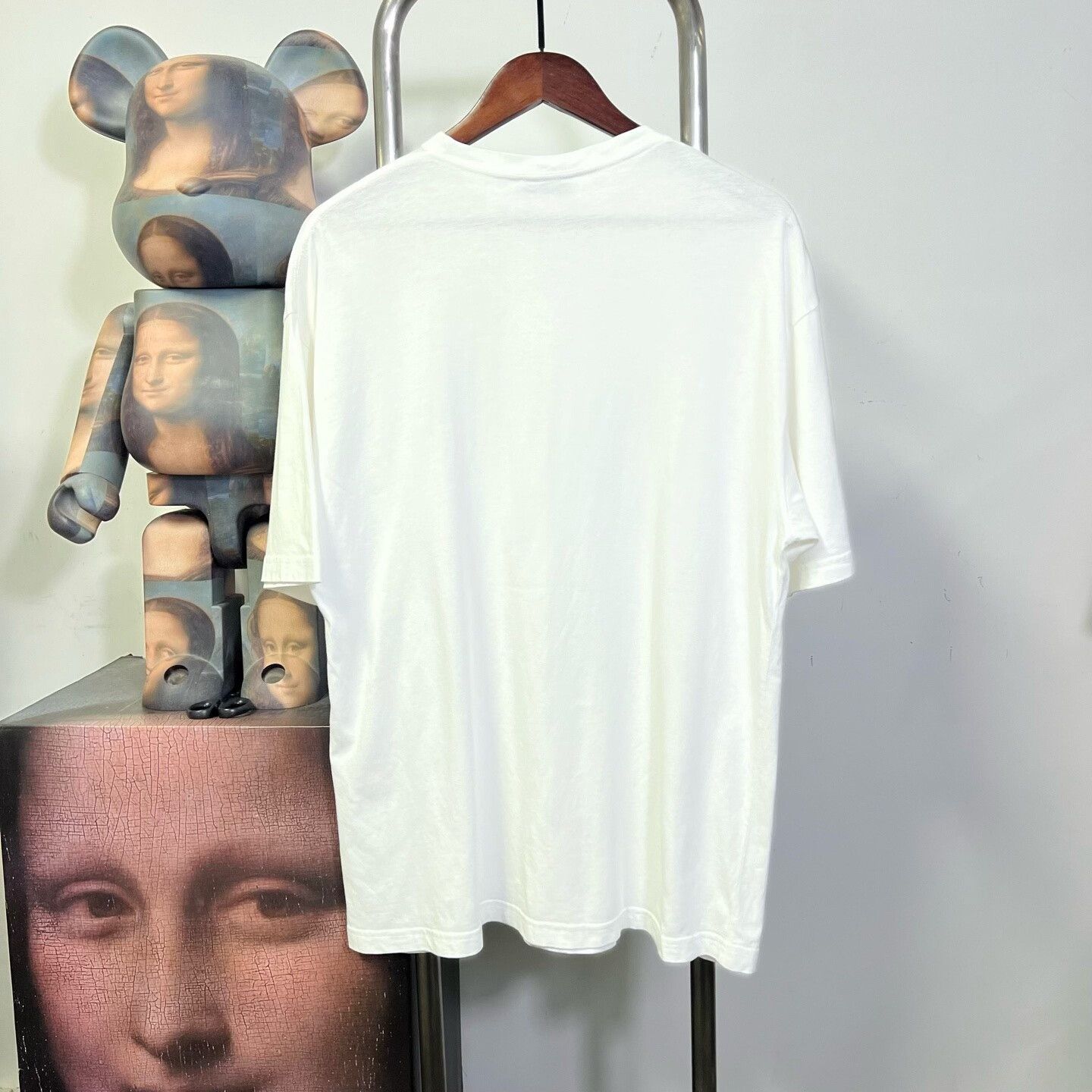 Balenciaga Balenciaga Retro T-Shirt XS Women Size XS / US 0-2 / IT 36-38 - 2 Thumbnail