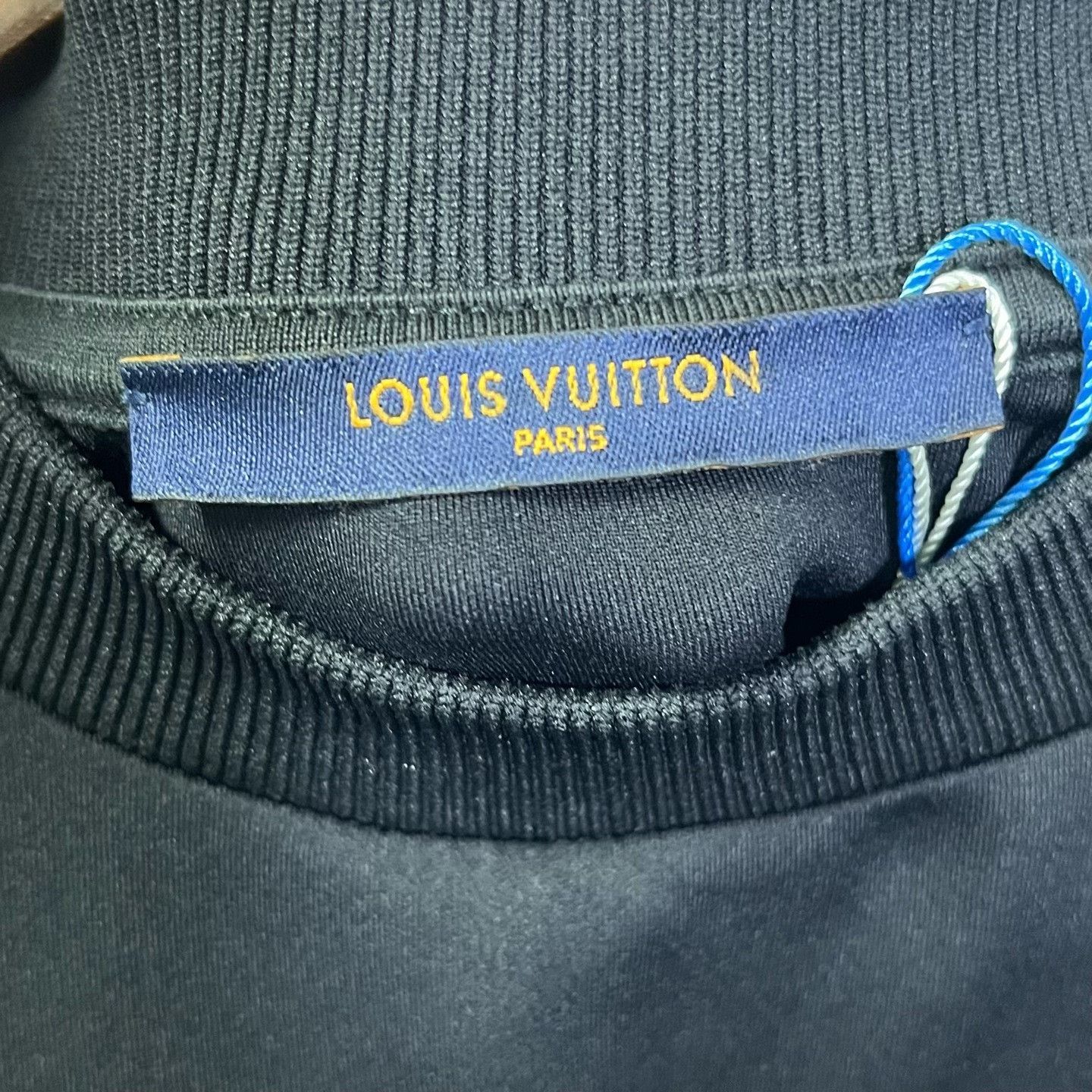 Louis Vuitton Louis Vuitton T-Shirt m Men Size US M / EU 48-50 / 2 - 3 Thumbnail