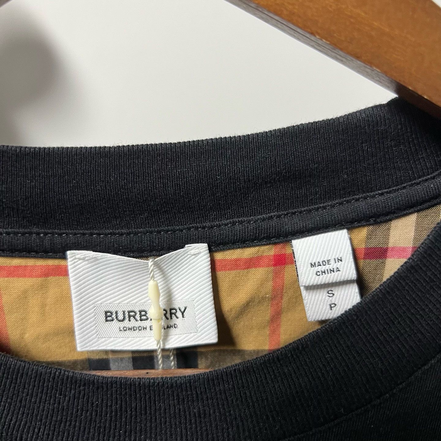 Burberry Burberry Patchwork Plaid T-Shirt s Men Size US S / EU 44-46 / 1 - 3 Thumbnail