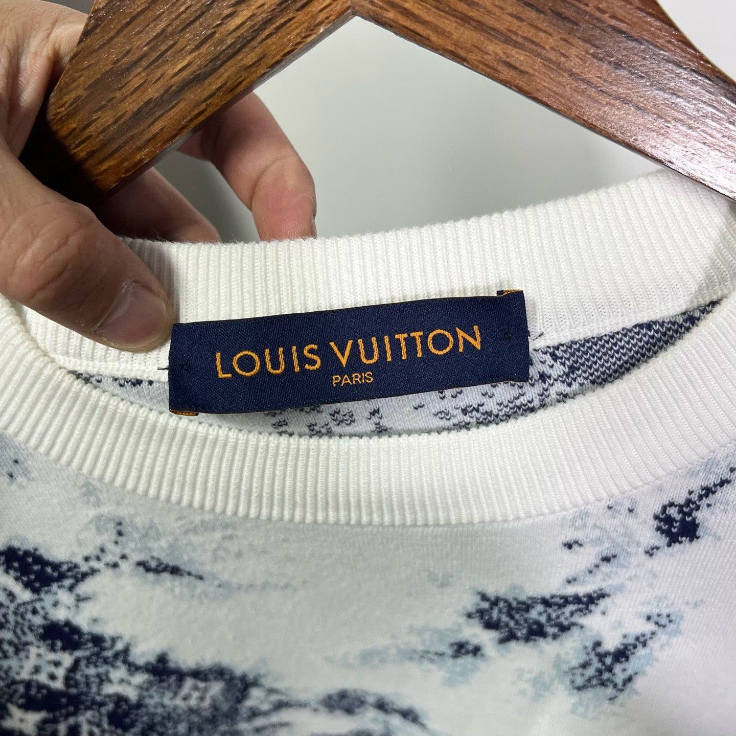 Louis Vuitton Louis Vuitton Paisley Hoodie m Men Size US M / EU 48-50 / 2 - 3 Thumbnail