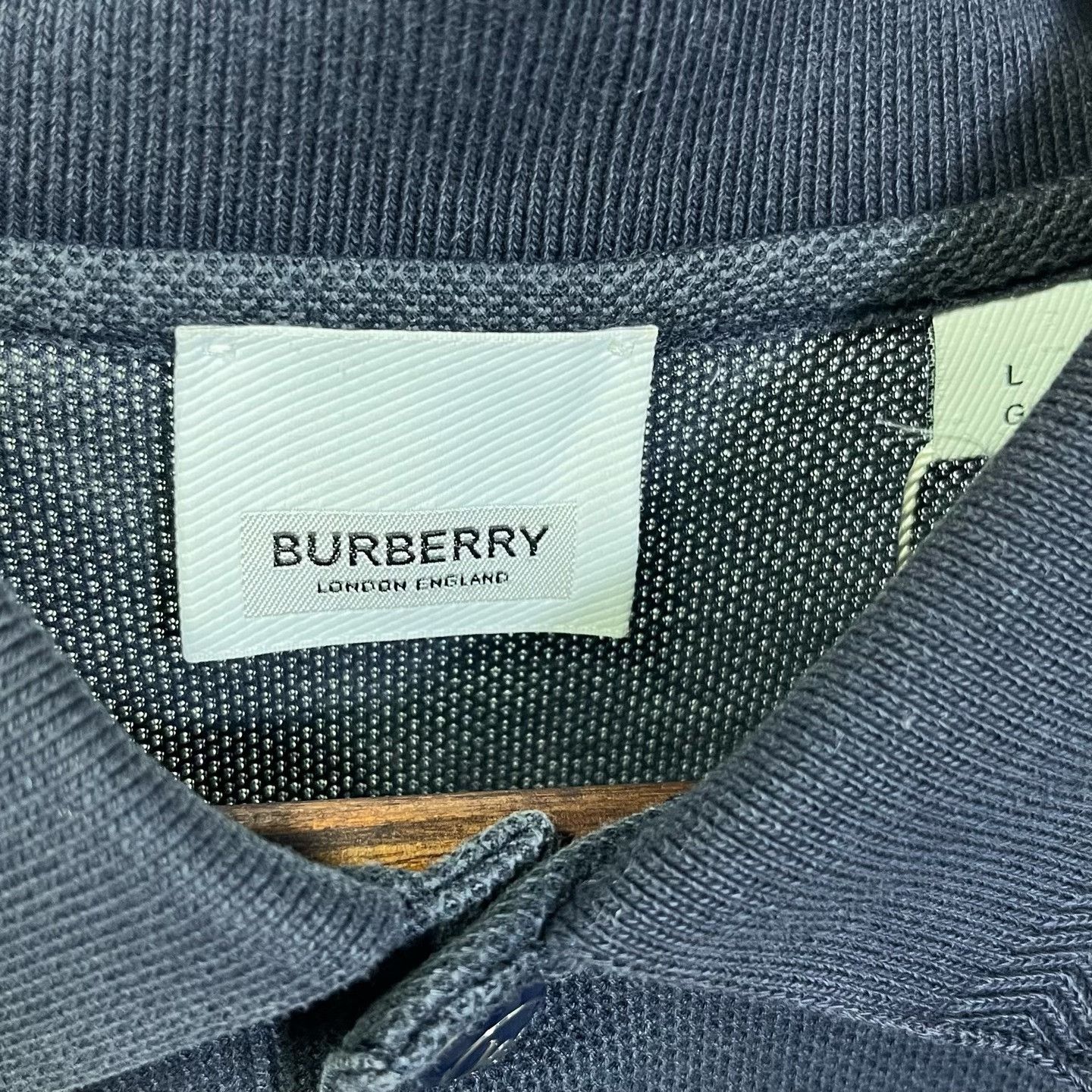 Burberry Burberry Metallic Gold Polo l Men Size US L / EU 52-54 / 3 - 3 Thumbnail