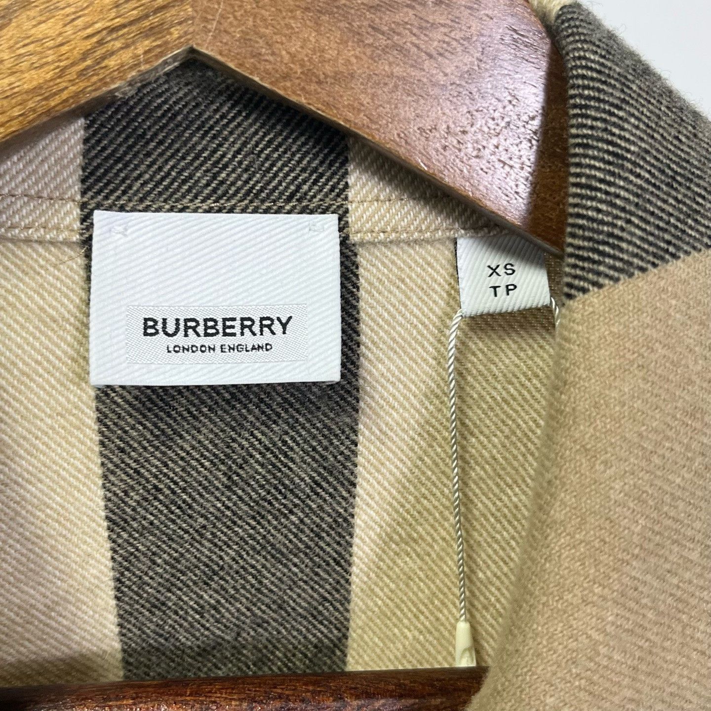 Burberry Burberry Wool Plaid Jacket XS Women Size XS / US 0-2 / IT 36-38 - 3 Thumbnail