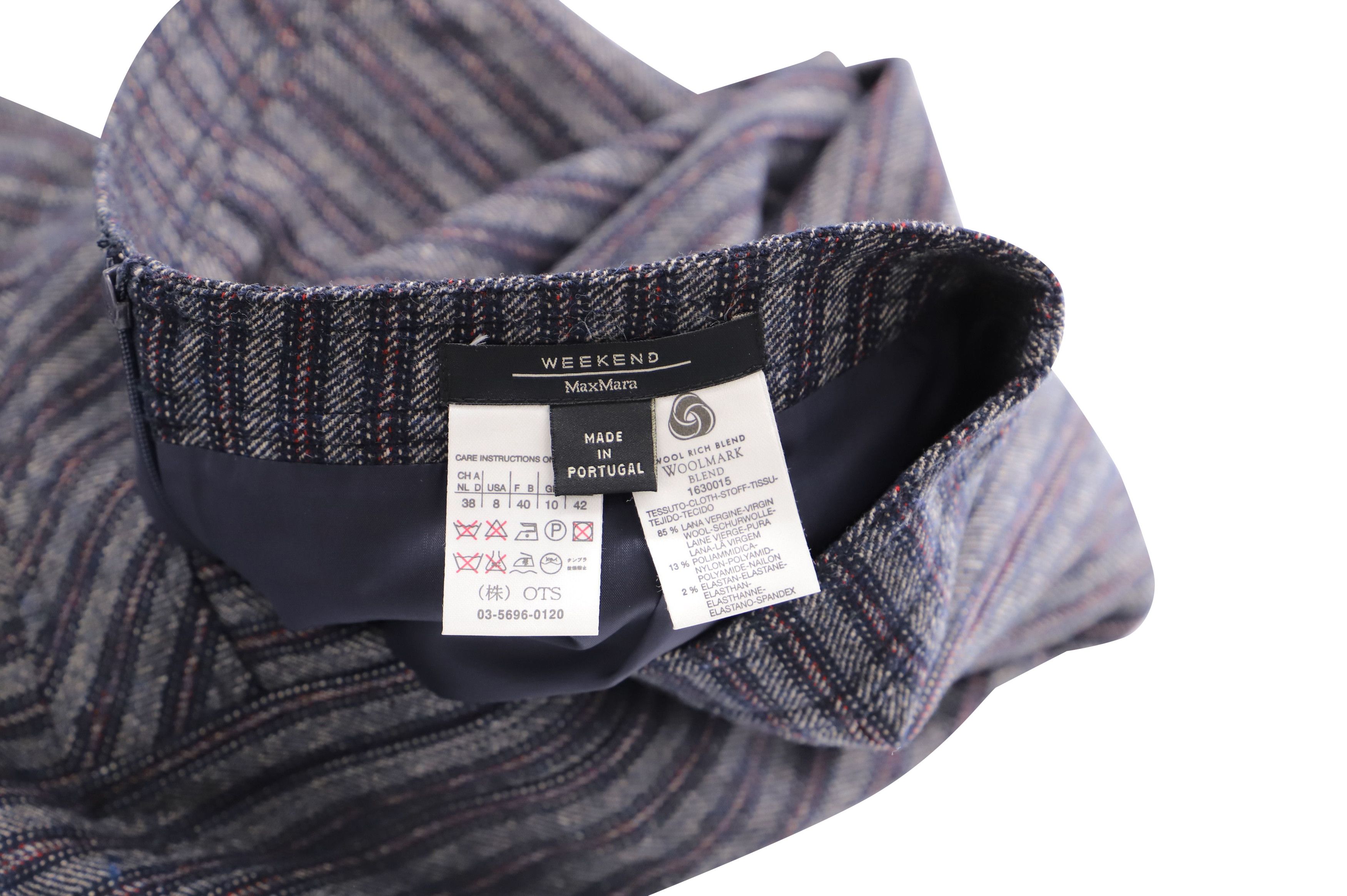 Max Mara Maxmara Ruffled Hem Skirt in Blue Wool Size 28" / US 6 / IT 42 - 3 Thumbnail