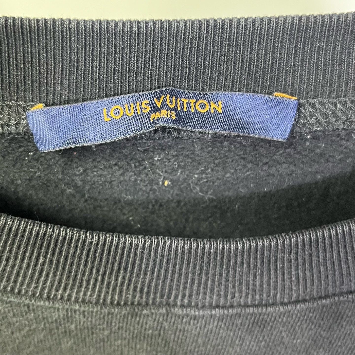 Louis Vuitton Louis Vuitton Hoodie m Men Size US M / EU 48-50 / 2 - 3 Thumbnail