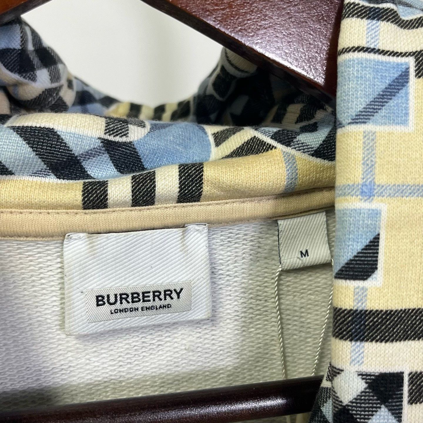 Burberry Burberry Plaid Hoodie M Women Size M / US 6-8 / IT 42-44 - 3 Thumbnail