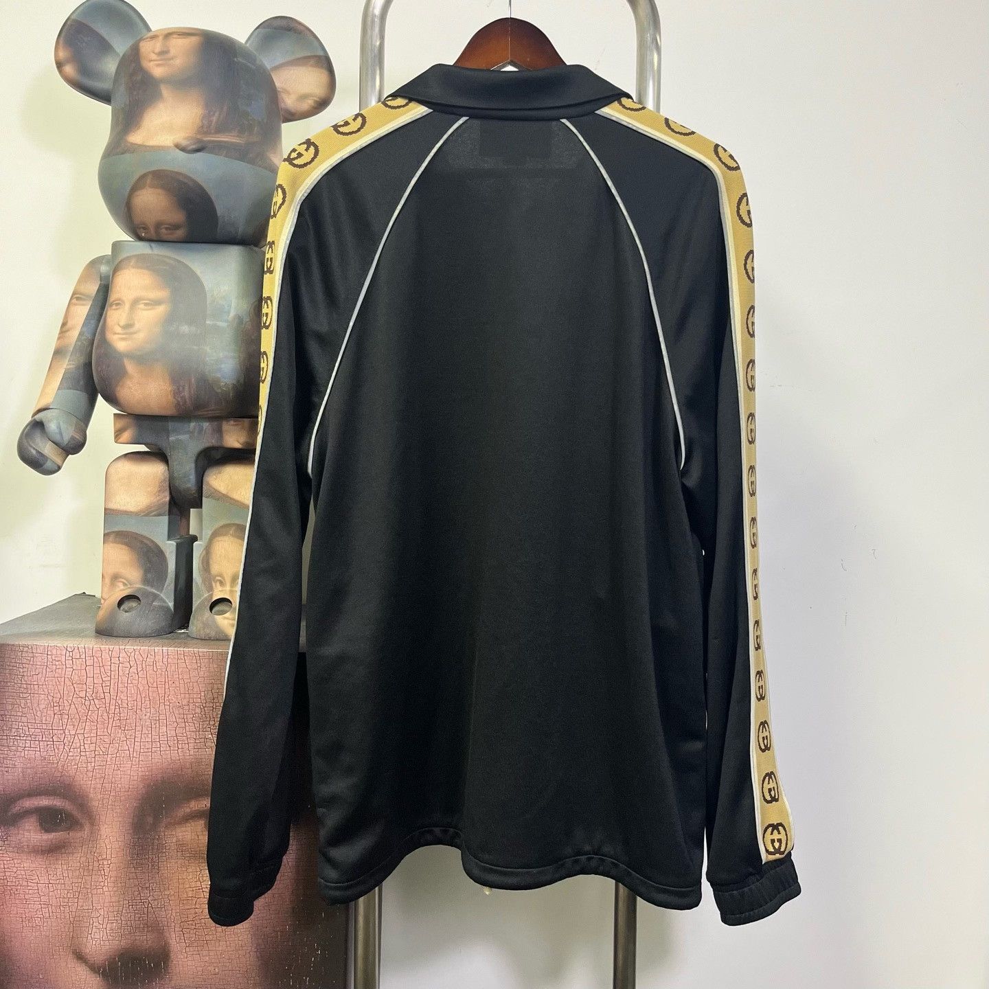 Gucci Gucci Light Jacket xl Men Size US XL / EU 56 / 4 - 2 Thumbnail