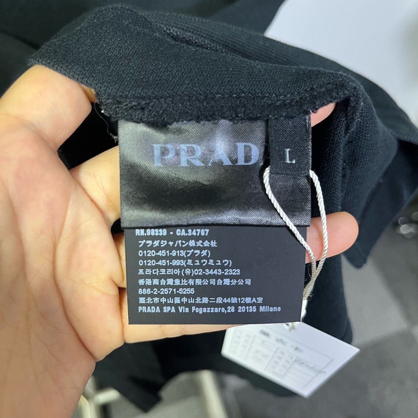 Prada Prada Retro T-Shirt l Men Size US L / EU 52-54 / 3 - 4 Thumbnail