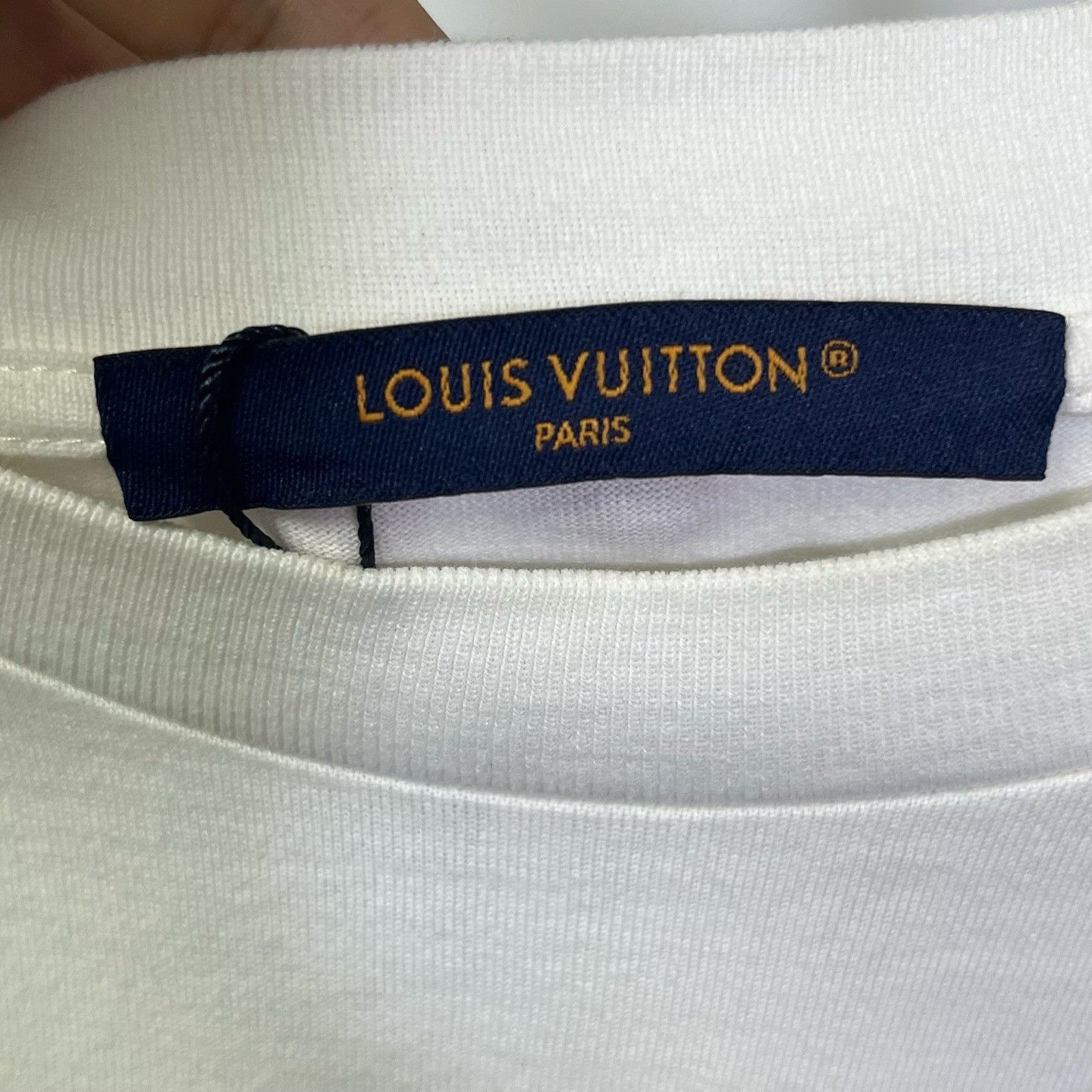 Louis Vuitton Louis Vuitton Knit T-Shirt s Men Size US S / EU 44-46 / 1 - 3 Thumbnail