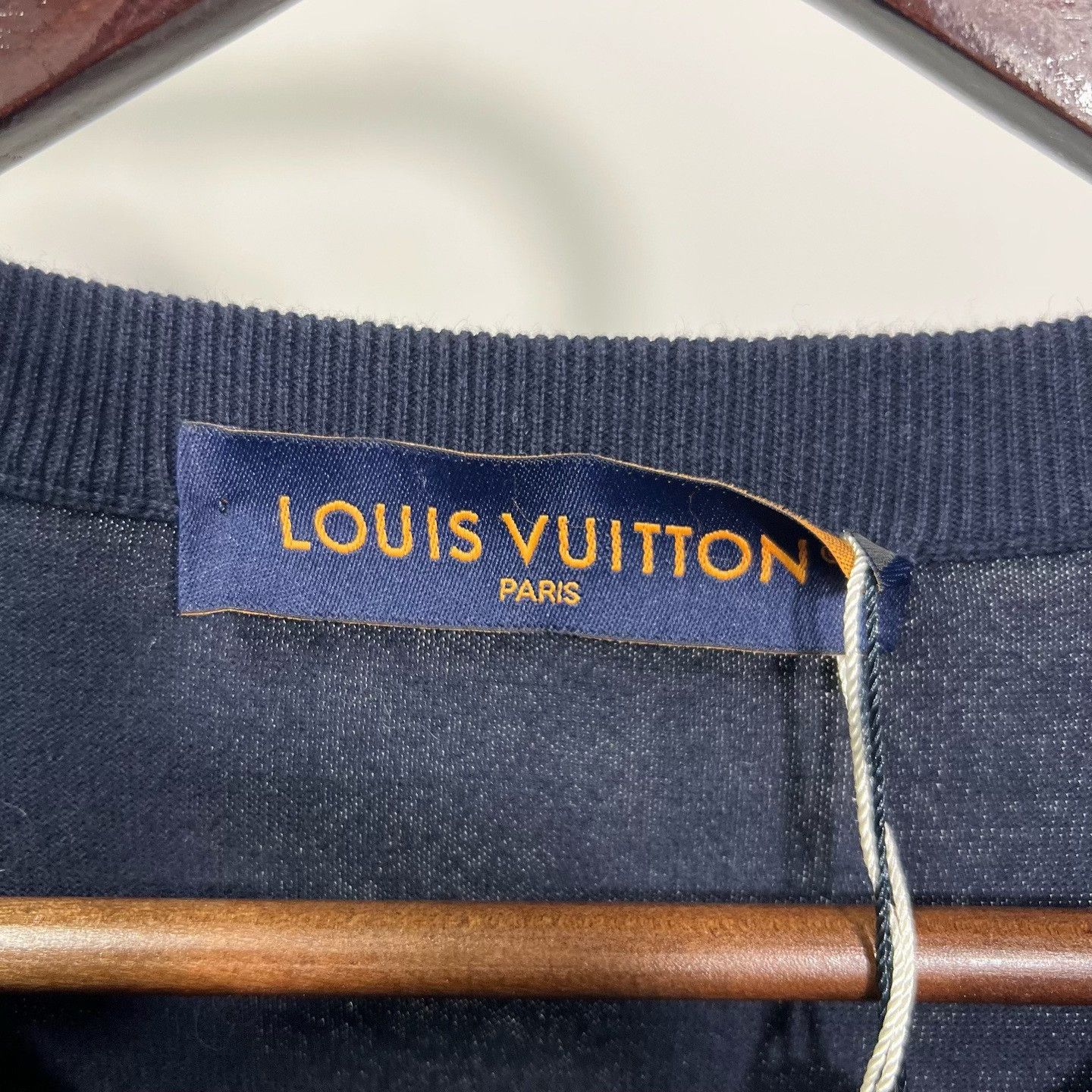 Louis Vuitton Louis Vuitton Retro T-Shirt xl Men Size US XL / EU 56 / 4 - 3 Thumbnail