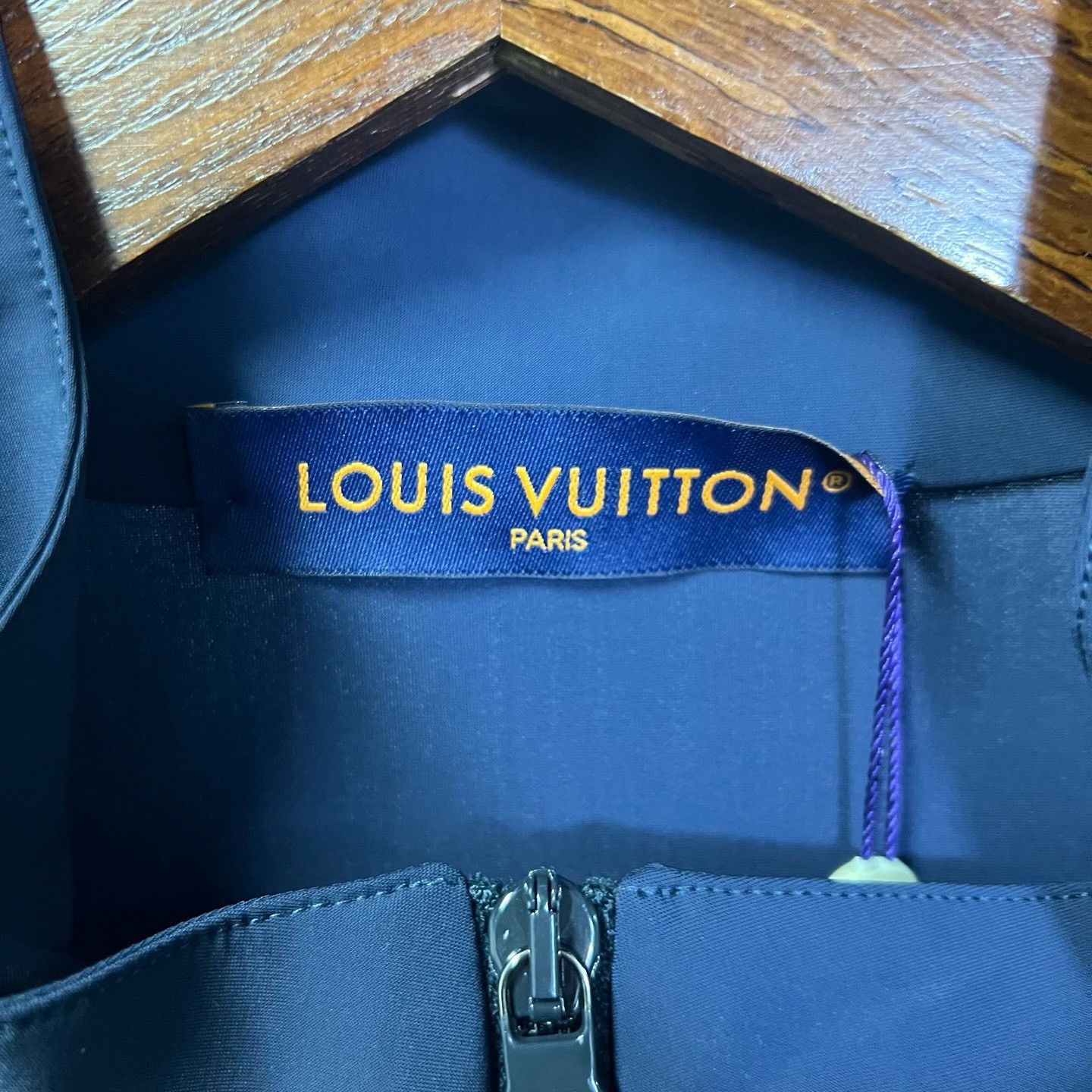 Louis Vuitton Louis Vuitton Light Jacket l Men Size US L / EU 52-54 / 3 - 3 Thumbnail