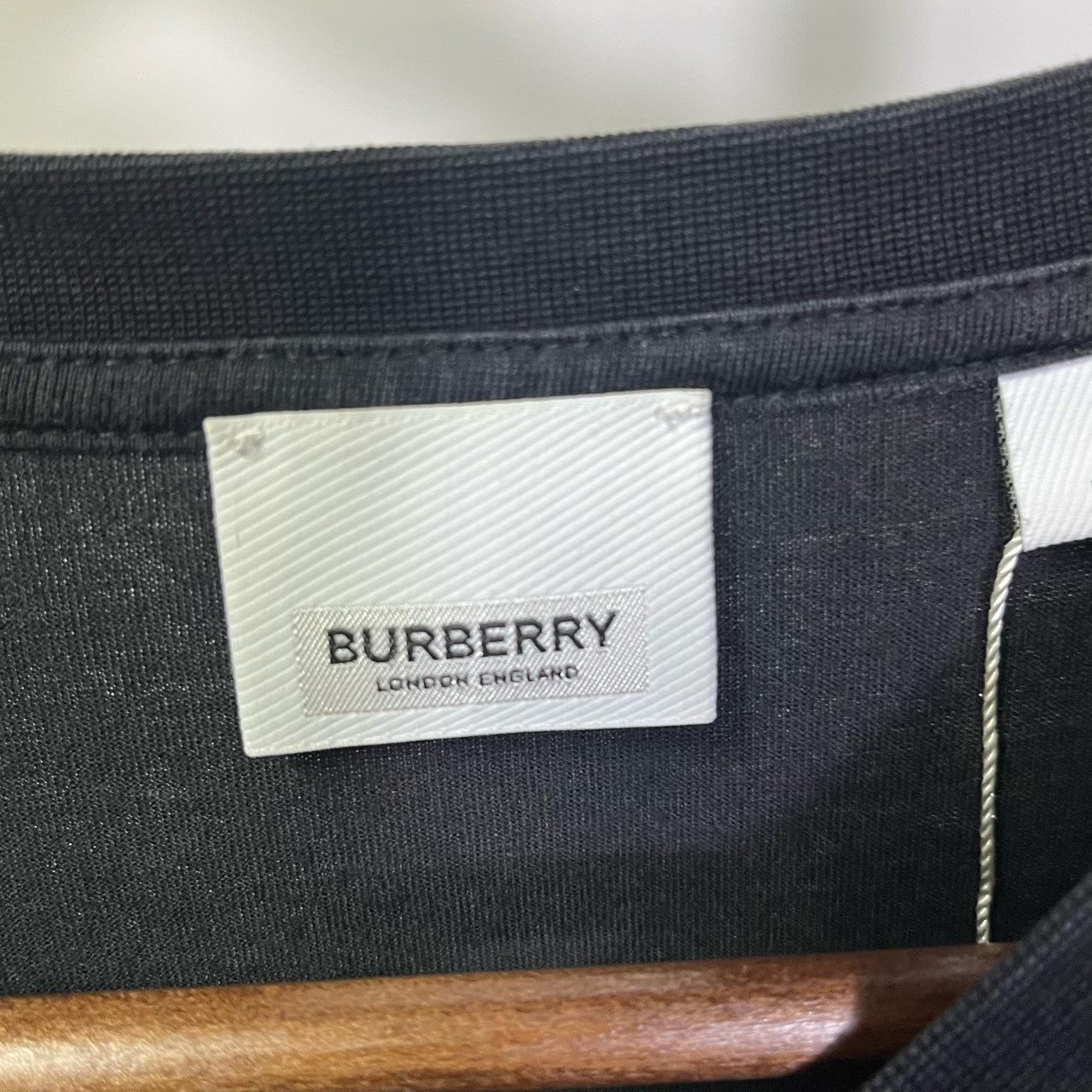 Burberry Burberry Embroidered T-Shirt m Men Size US M / EU 48-50 / 2 - 3 Thumbnail