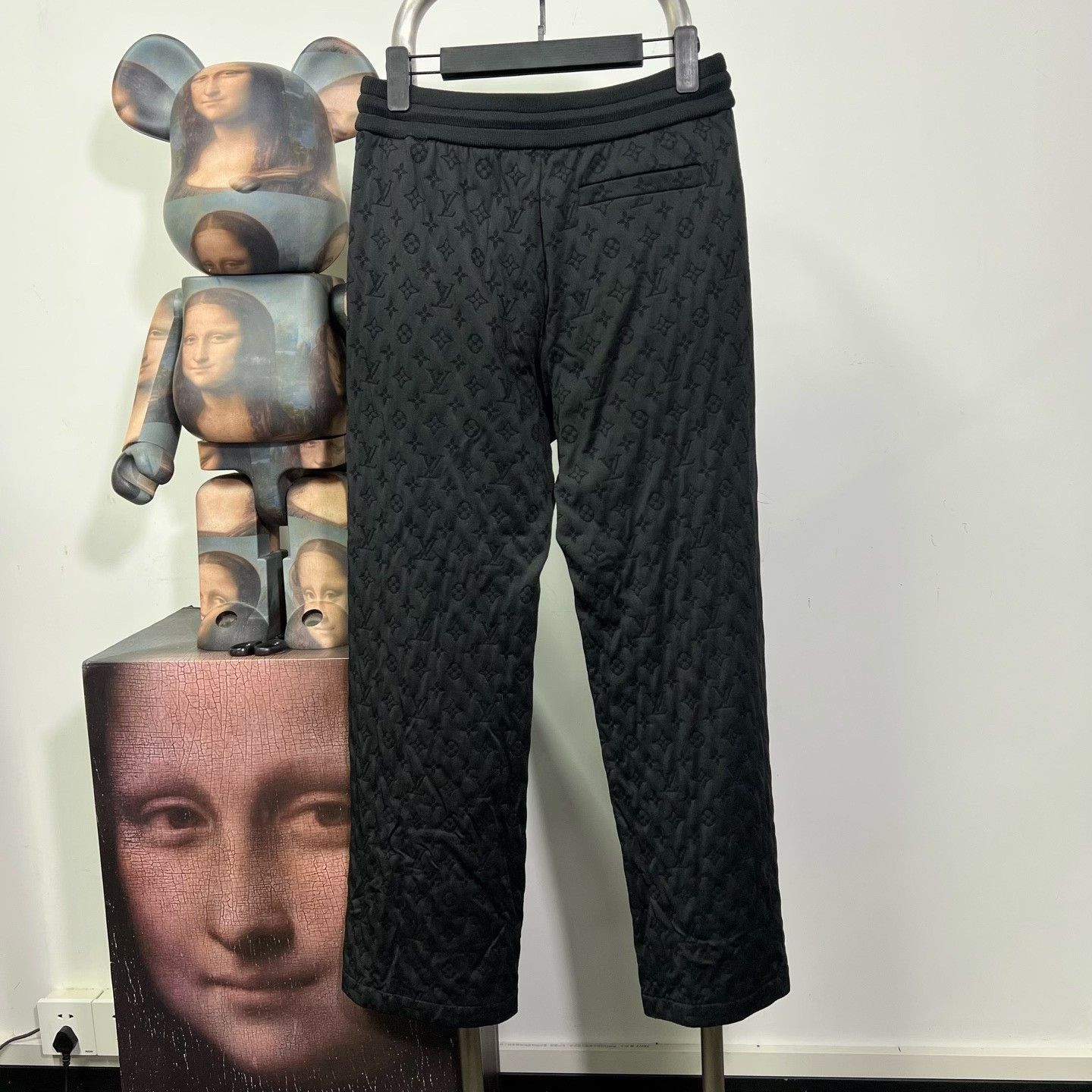 Louis Vuitton Louis Vuitton Casual Pants 32 Men Size US 32 / EU 48 - 2 Thumbnail