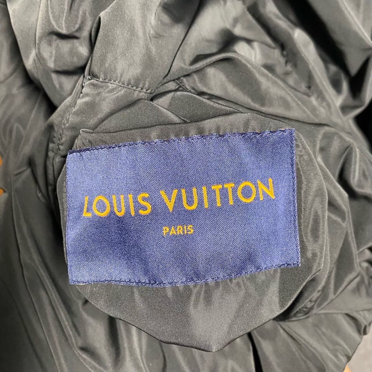 Louis Vuitton Louis Vuitton Cotton Heavy Coat s Men Size US S / EU 44-46 / 1 - 3 Thumbnail