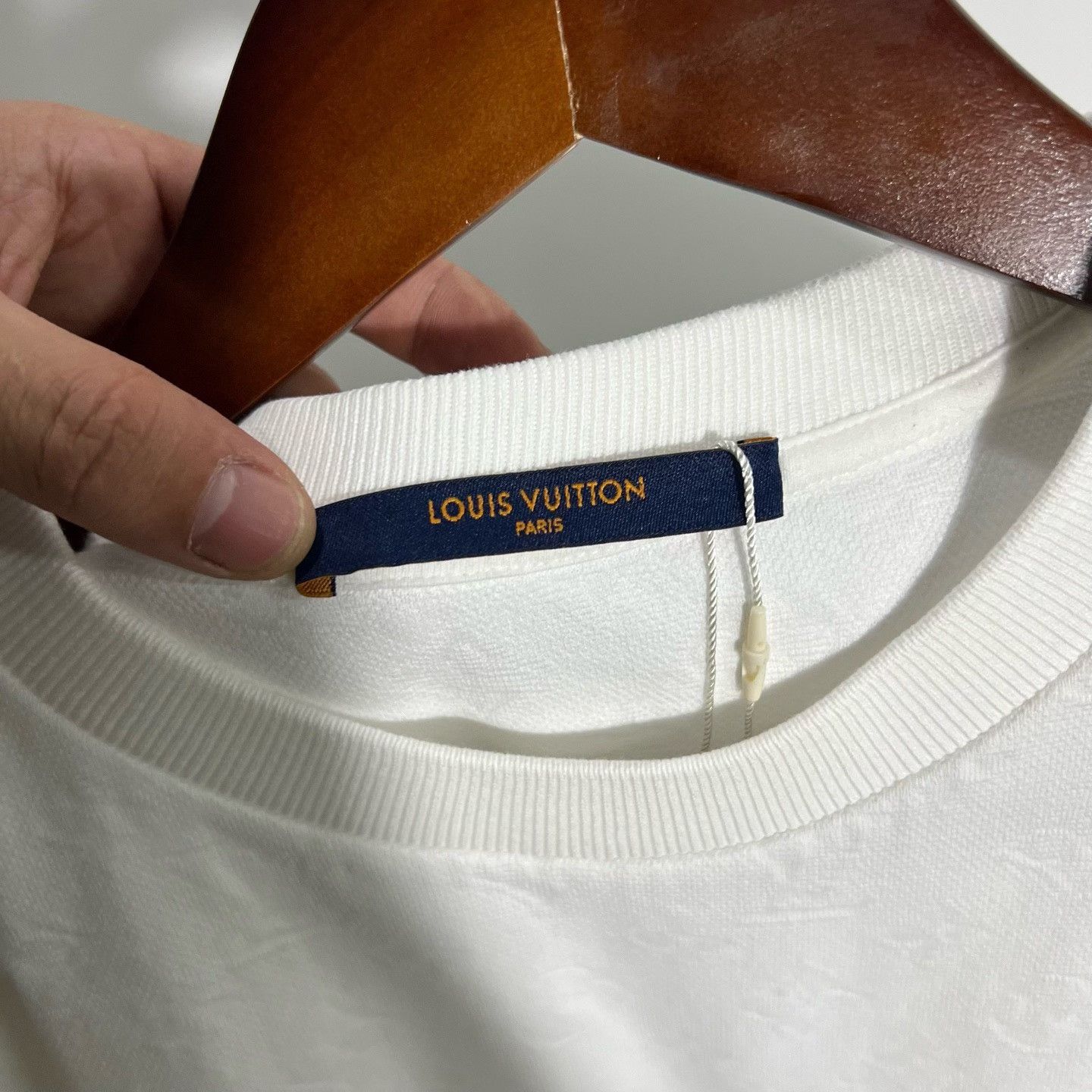 Louis Vuitton Louis Vuitton White T-Shirt xs Men Size US XS / EU 42 / 0 - 3 Thumbnail