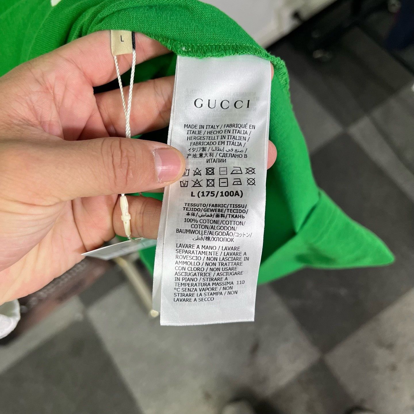 Gucci Gucci Retro T-Shirt l Men Size US L / EU 52-54 / 3 - 4 Thumbnail
