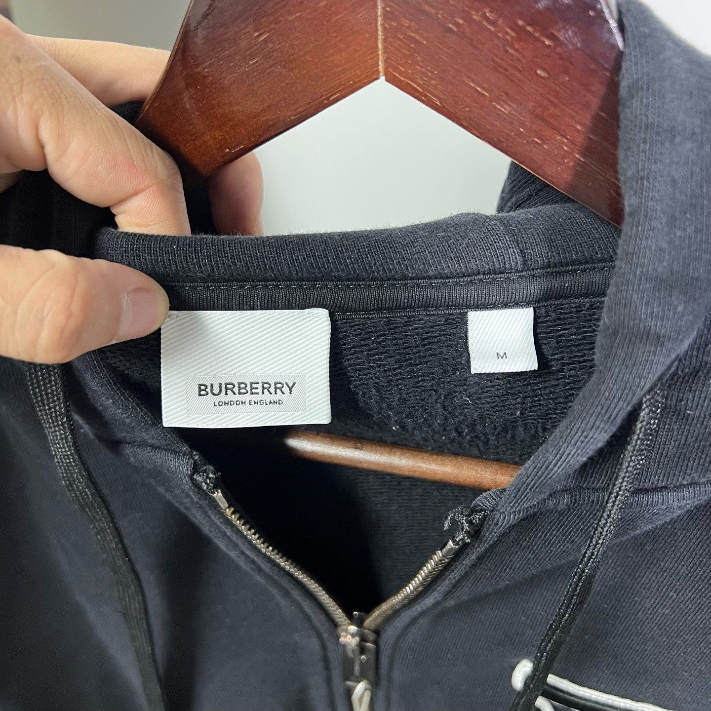 Burberry Burberry Embroidered Jacket M Women Size M / US 6-8 / IT 42-44 - 3 Thumbnail