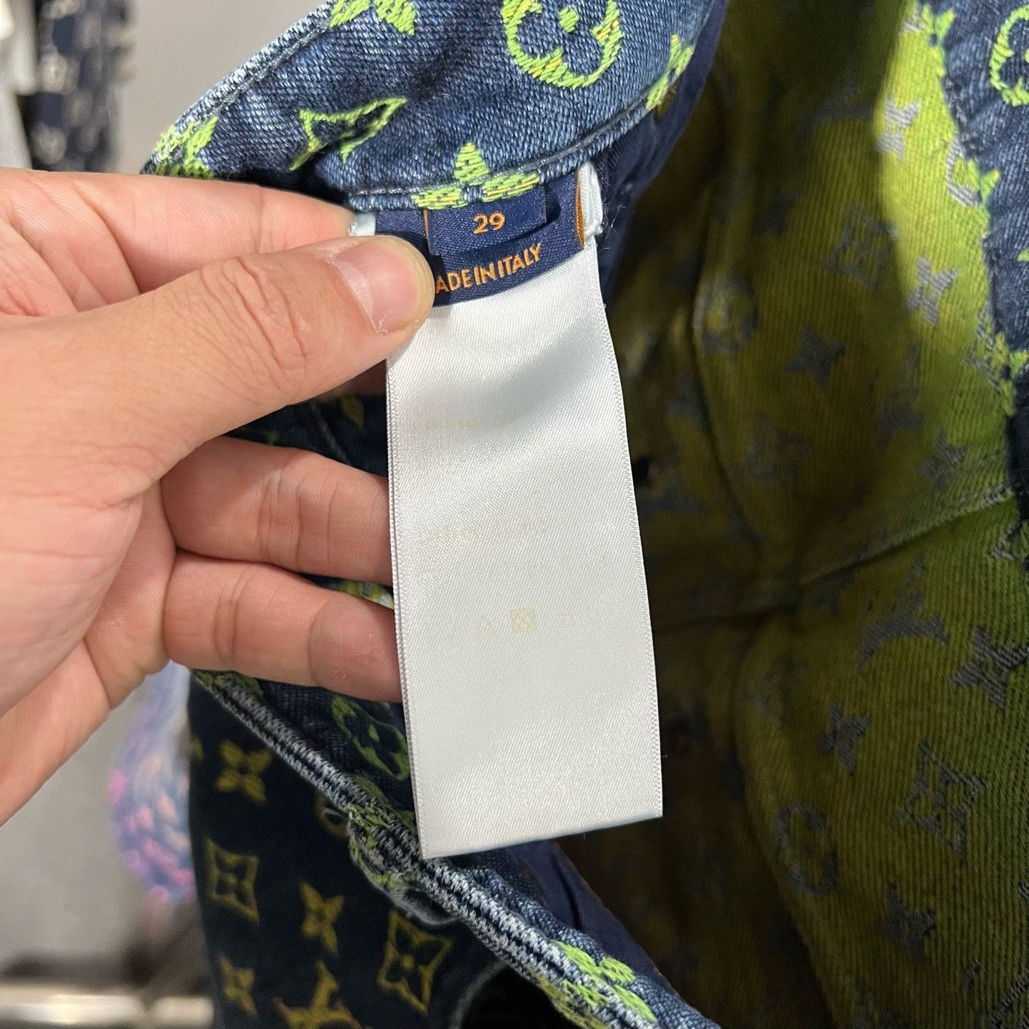 Louis Vuitton Louis Vuitton Denim Gradient Multi Denim Jeans 32 Men Size US 32 / EU 48 - 4 Thumbnail