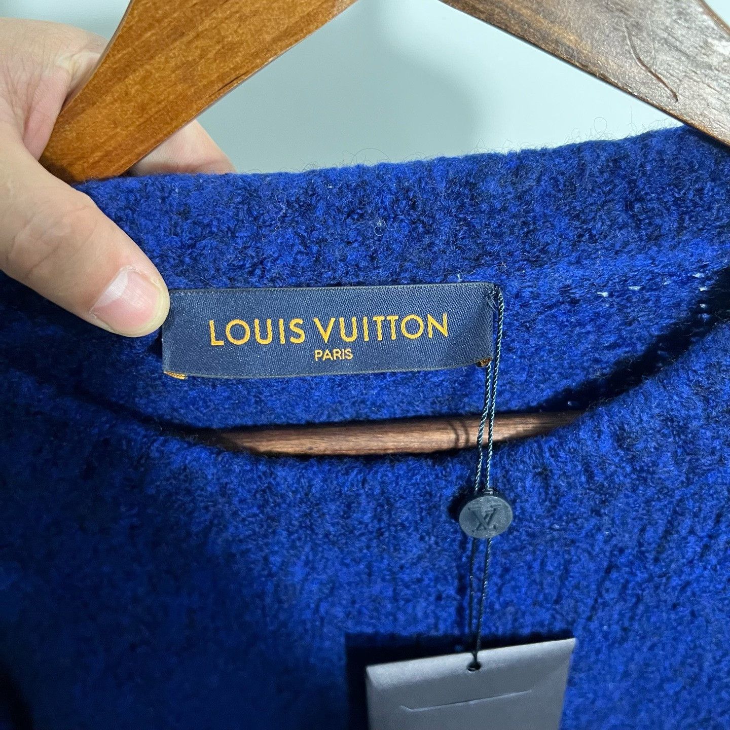 Louis Vuitton Louis Vuitton Blue Sweater xl Men Size US XL / EU 56 / 4 - 3 Thumbnail