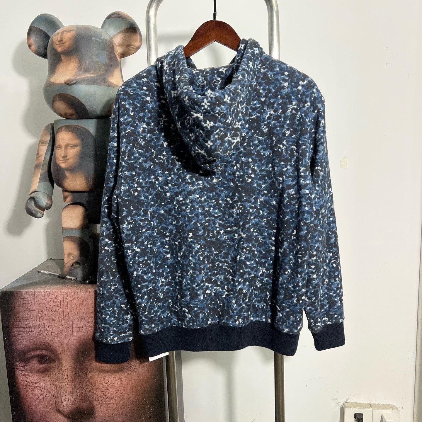 Louis Vuitton Louis Vuitton Tie-Dye Multi Jacket S Women Size S / US 4 / IT 40 - 2 Thumbnail