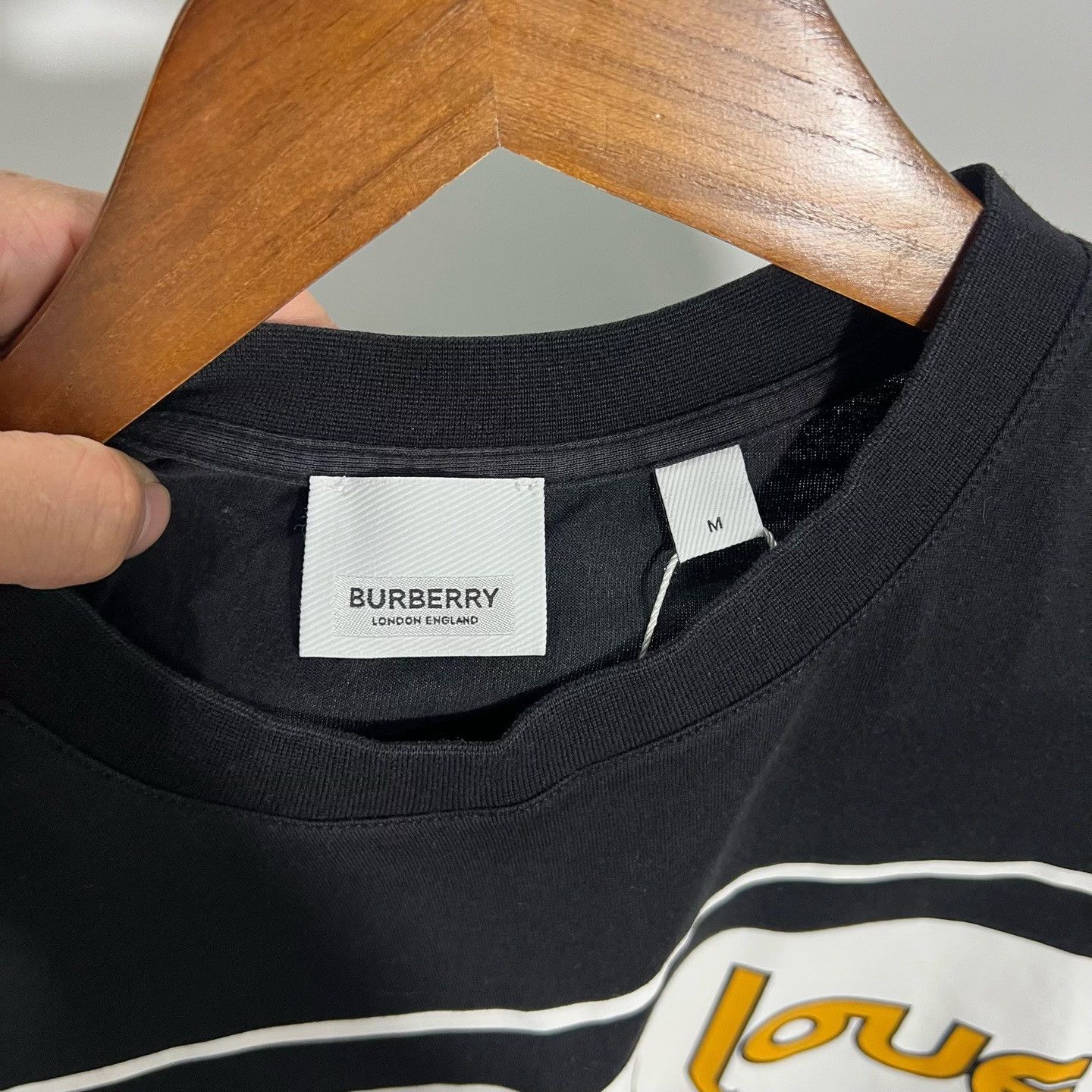 Burberry Burberry Retro Printed T-Shirt m Men Size US M / EU 48-50 / 2 - 3 Thumbnail