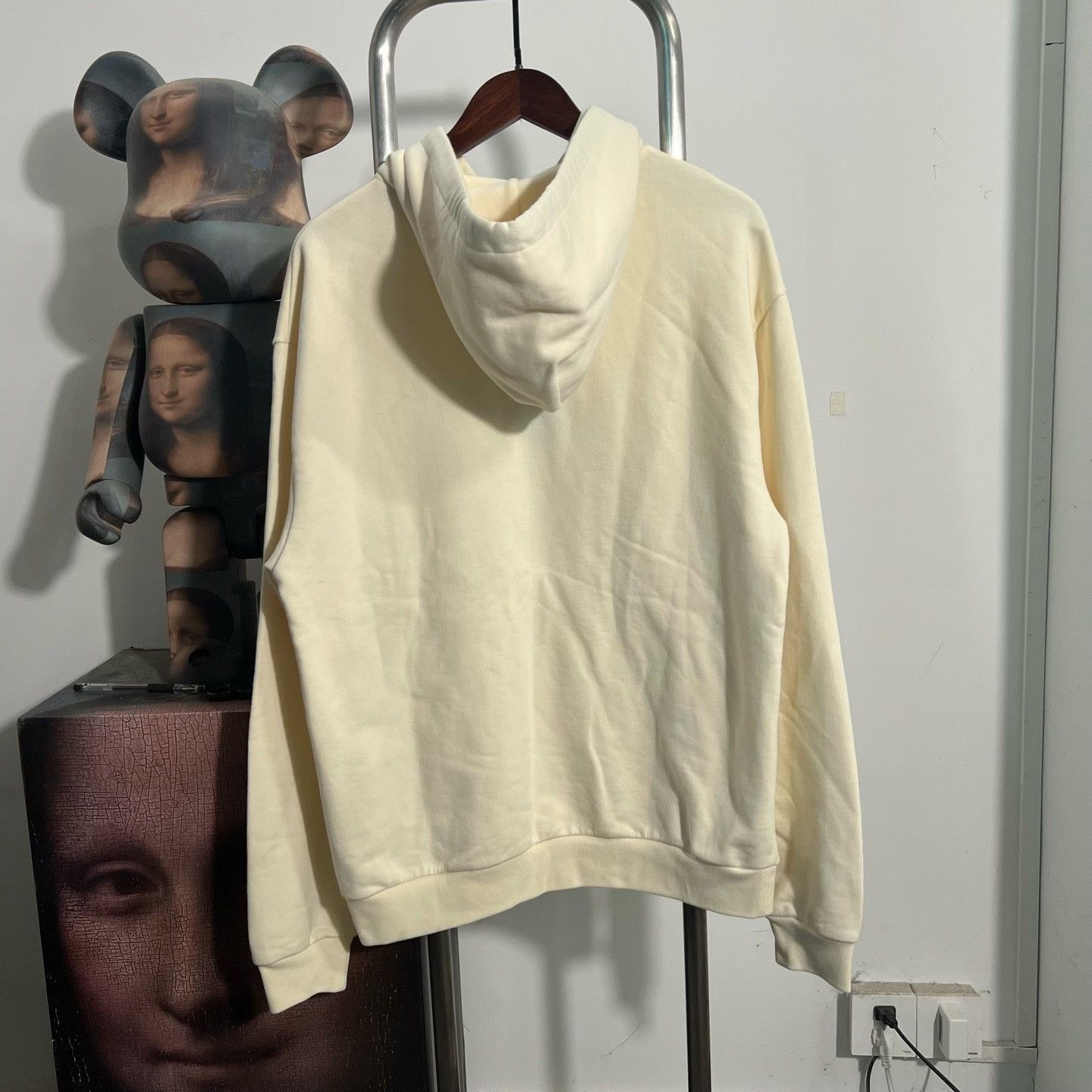 Louis Vuitton Louis Vuitton Printed Hoodie l Men Size US L / EU 52-54 / 3 - 2 Thumbnail