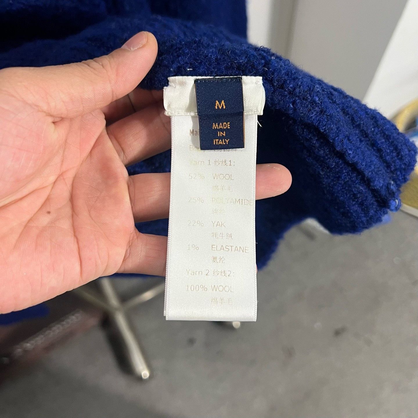 Louis Vuitton Louis Vuitton Blue Sweater m Men Size US M / EU 48-50 / 2 - 4 Thumbnail