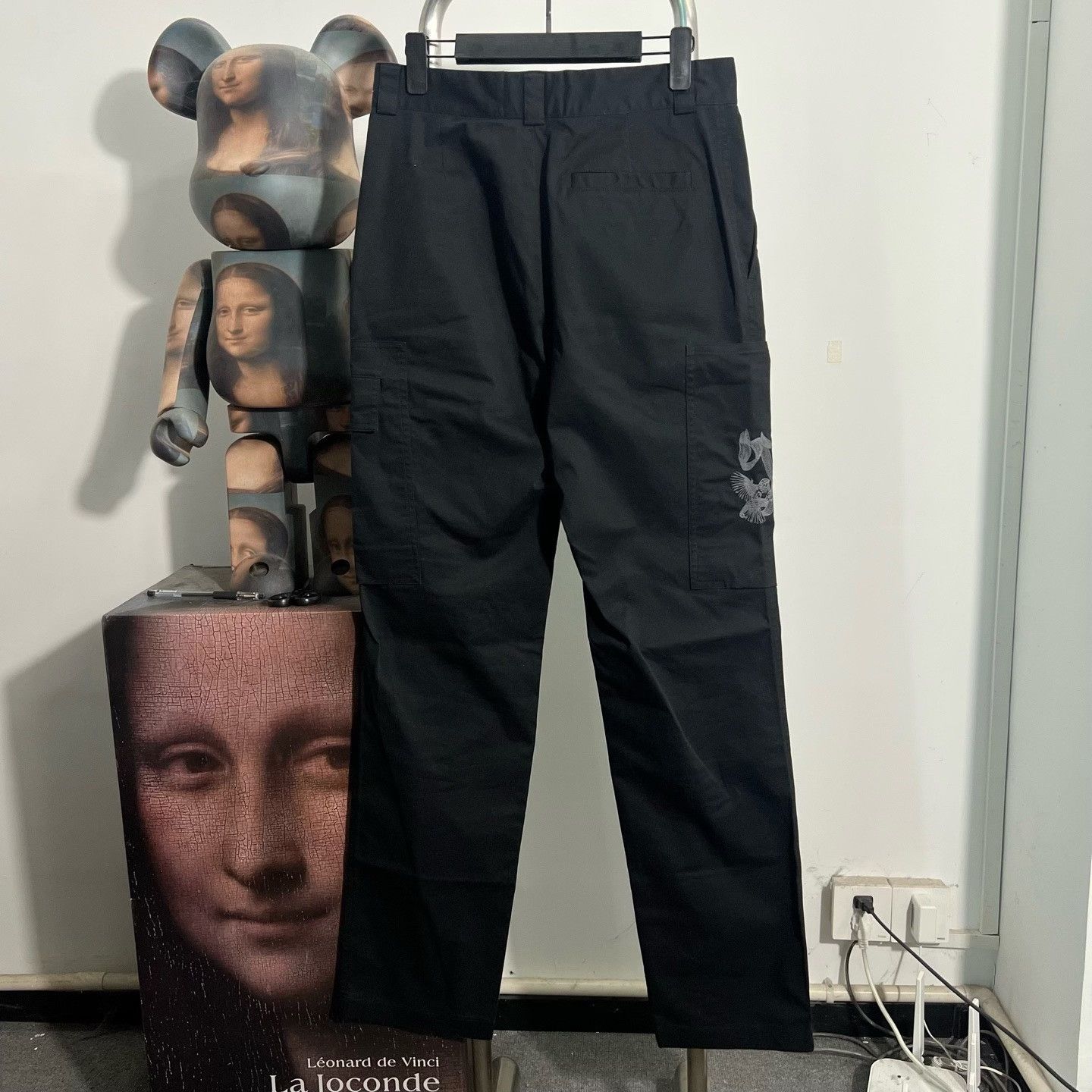 Louis Vuitton Louis Vuitton Cargo Casual Pants 32 Men Size US 32 / EU 48 - 2 Thumbnail