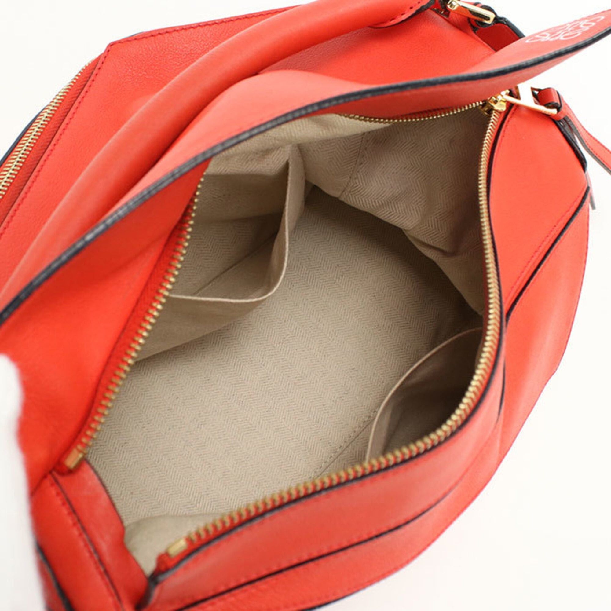 Loewe LOEWE handbag, medium size, 2-way, Puzzle design, women's, red. Size ONE SIZE - 3 Thumbnail