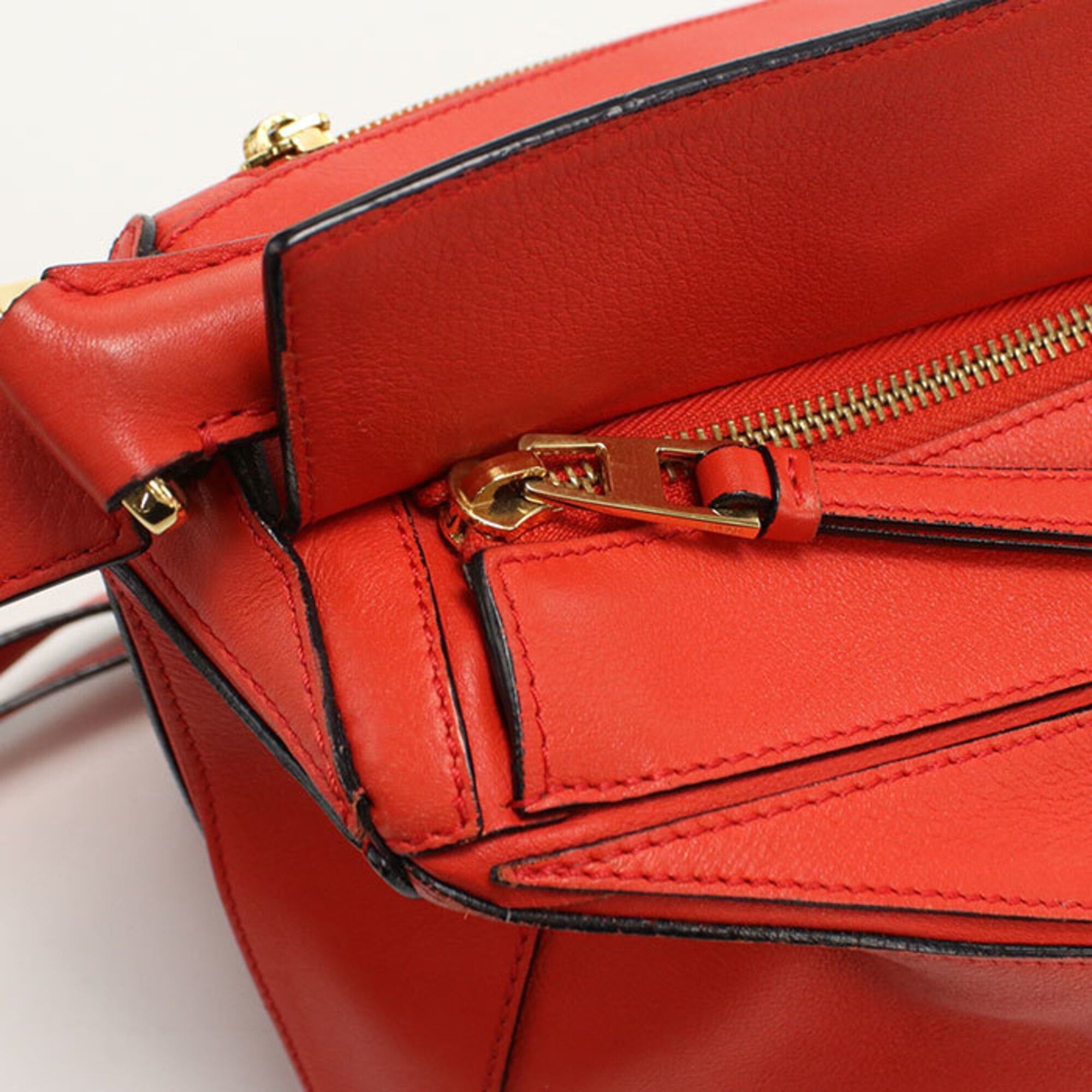 Loewe LOEWE handbag, medium size, 2-way, Puzzle design, women's, red. Size ONE SIZE - 7 Thumbnail
