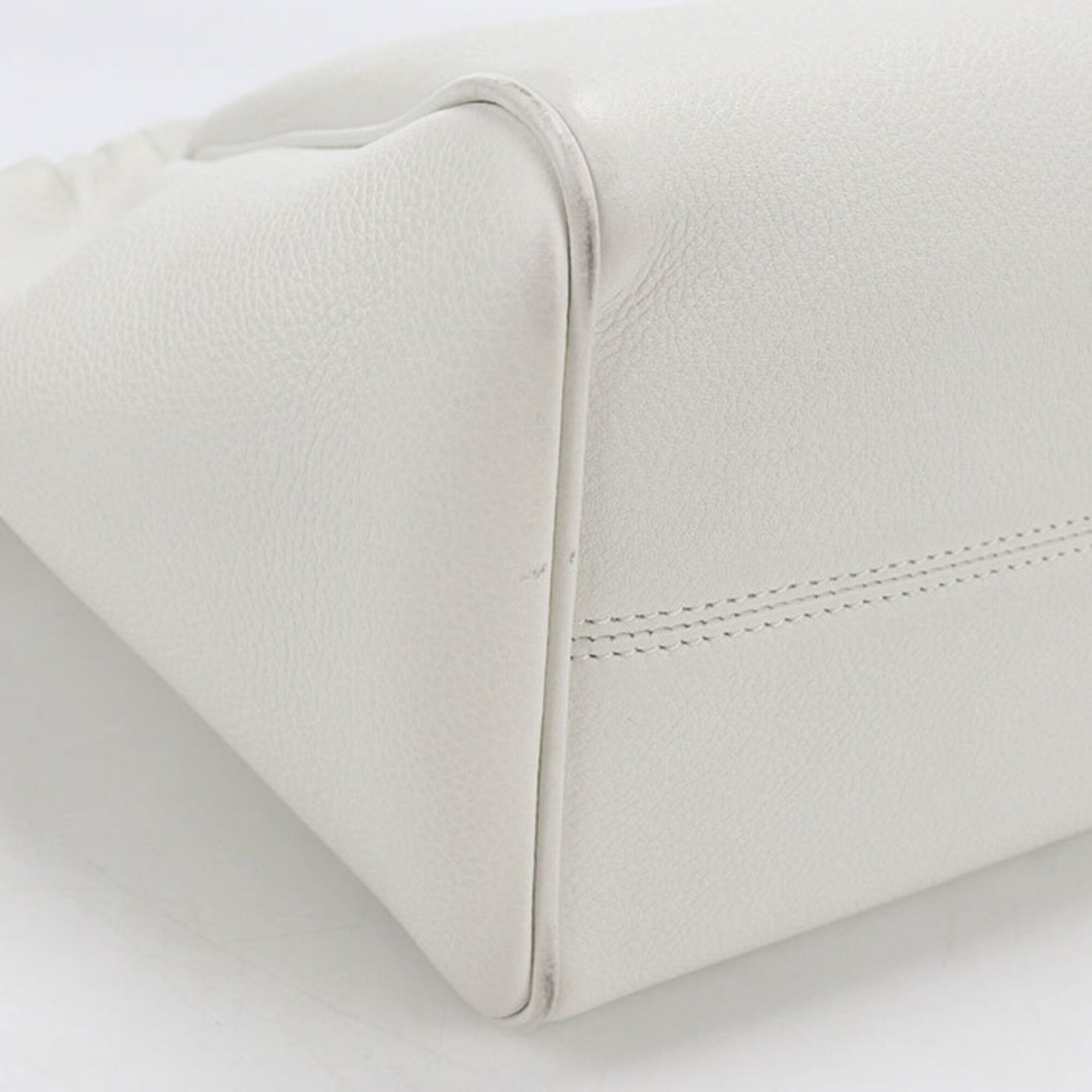 Celine Celine handbag 111013ENY.01BC Small Cabas Drawstring Triomphe Women's White Size ONE SIZE - 7 Thumbnail