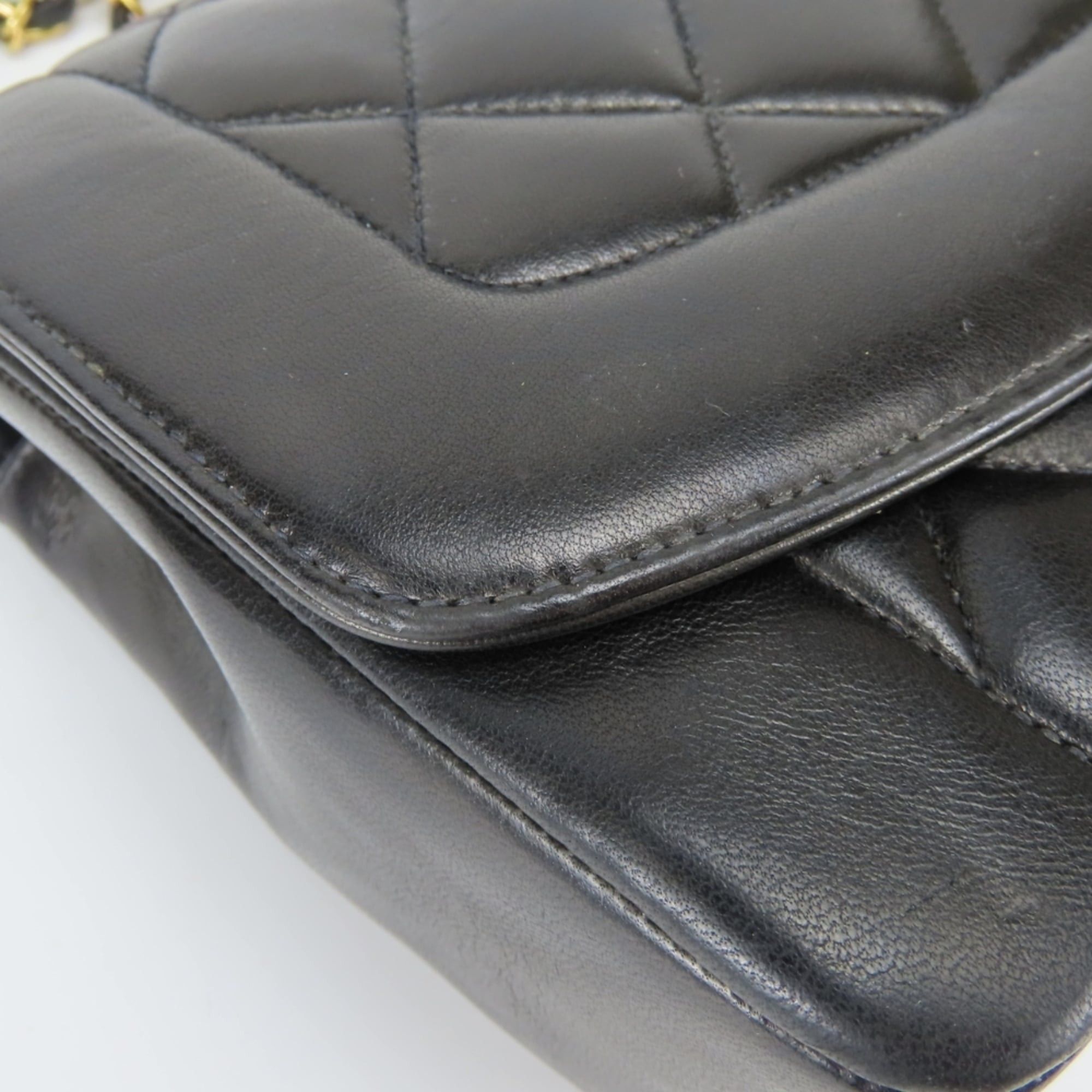 Chanel Chanel Diana Shoulder Bag, Lambskin, Black, Gold Hardware, Coco Mark, Chain, Women's. Size ONE SIZE - 7 Thumbnail