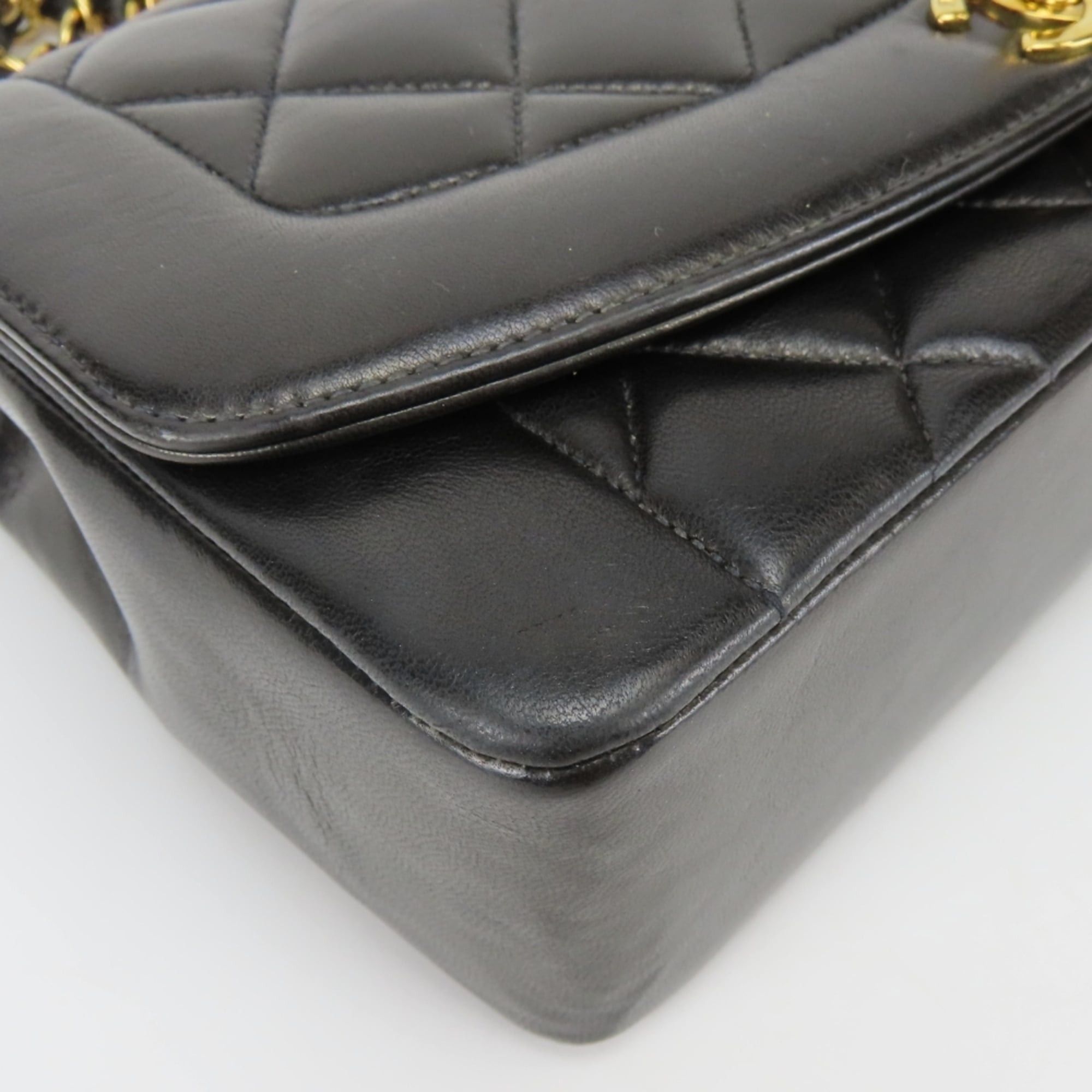 Chanel Chanel Diana Shoulder Bag, Lambskin, Black, Gold Hardware, Coco Mark, Chain, Women's. Size ONE SIZE - 8 Thumbnail