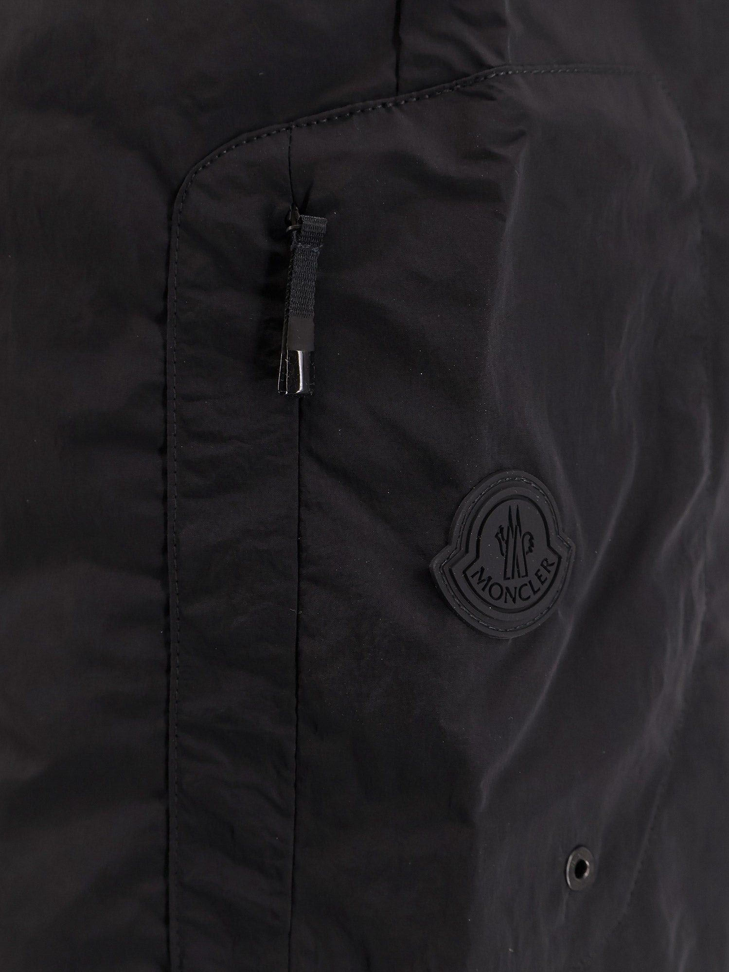 Moncler Moncler Nylon swim trunks Tag Size S Men - USA Tariffs Included Size US 30 / EU 46 - 3 Thumbnail